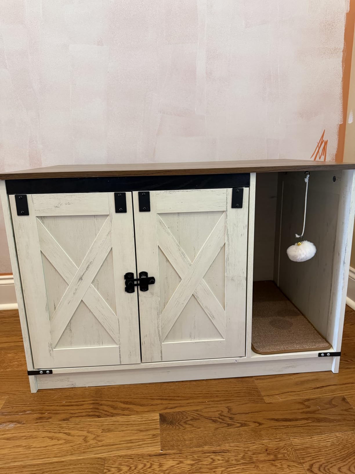 Hzuaneri Cat Litter Box Enclosure, Hidden Litter Box Cabinet Furniture | Indoor Cat House with Bell, Farmhouse Style, 31.5 x 19.7 x 20.9 Inches, for Hallway, Bedroom, Rustic Brown and White customer photo 1
