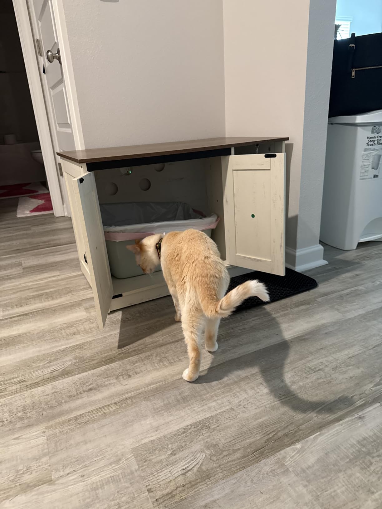 Hzuaneri Cat Litter Box Enclosure, Hidden Litter Box Cabinet Furniture | Indoor Cat House with Bell, Farmhouse Style, 31.5 x 19.7 x 20.9 Inches, for Hallway, Bedroom, Rustic Brown and White customer photo 2