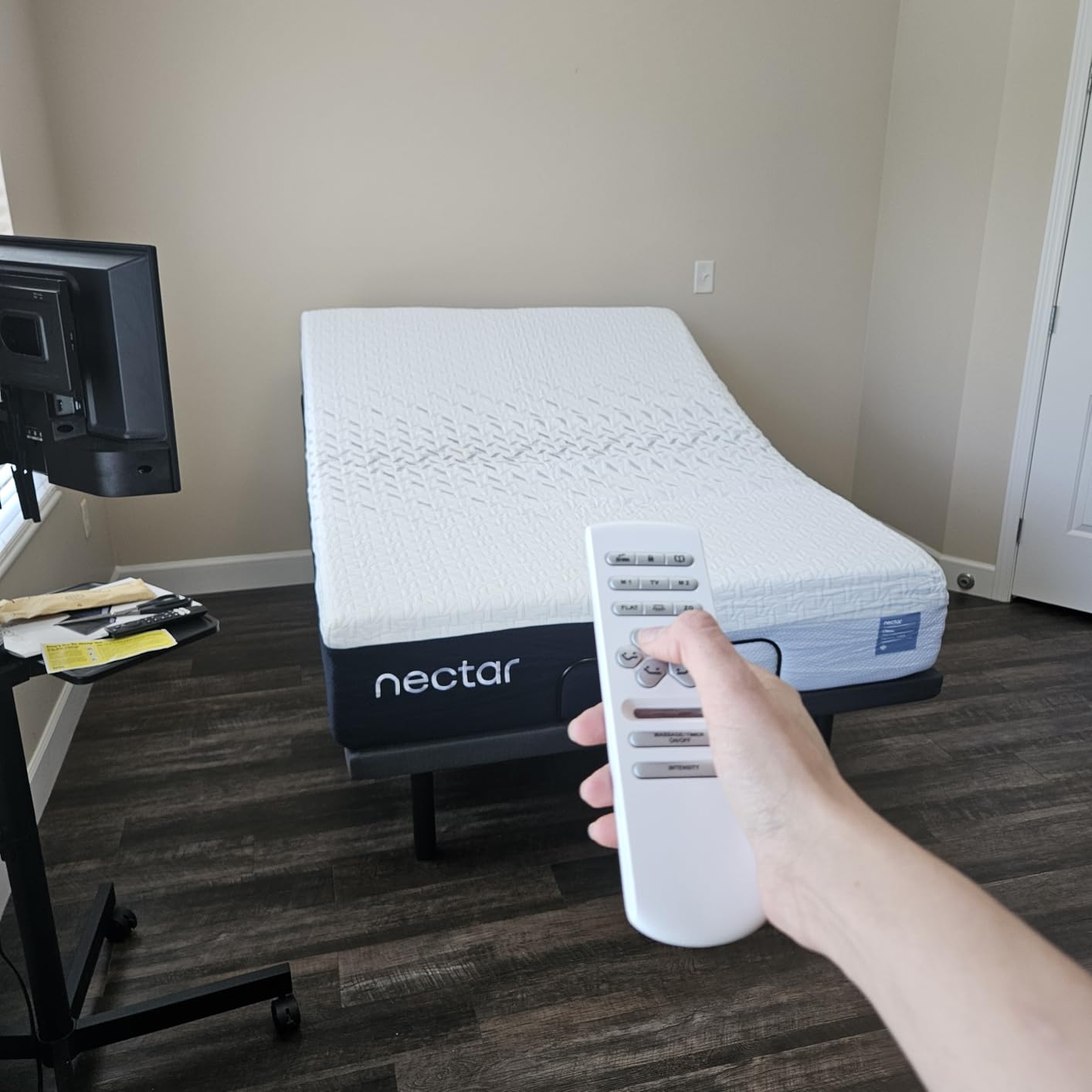 Nectar Premier Adjustable Base, Queen, Head & Foot, Massage customer photo 2
