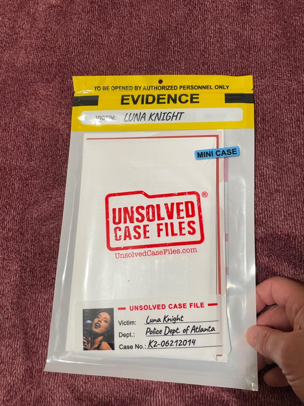 Unsolved Case Files Quick Play: Who Murdered Luna Knight? | Cold Case Murder Mystery Game customer photo 1