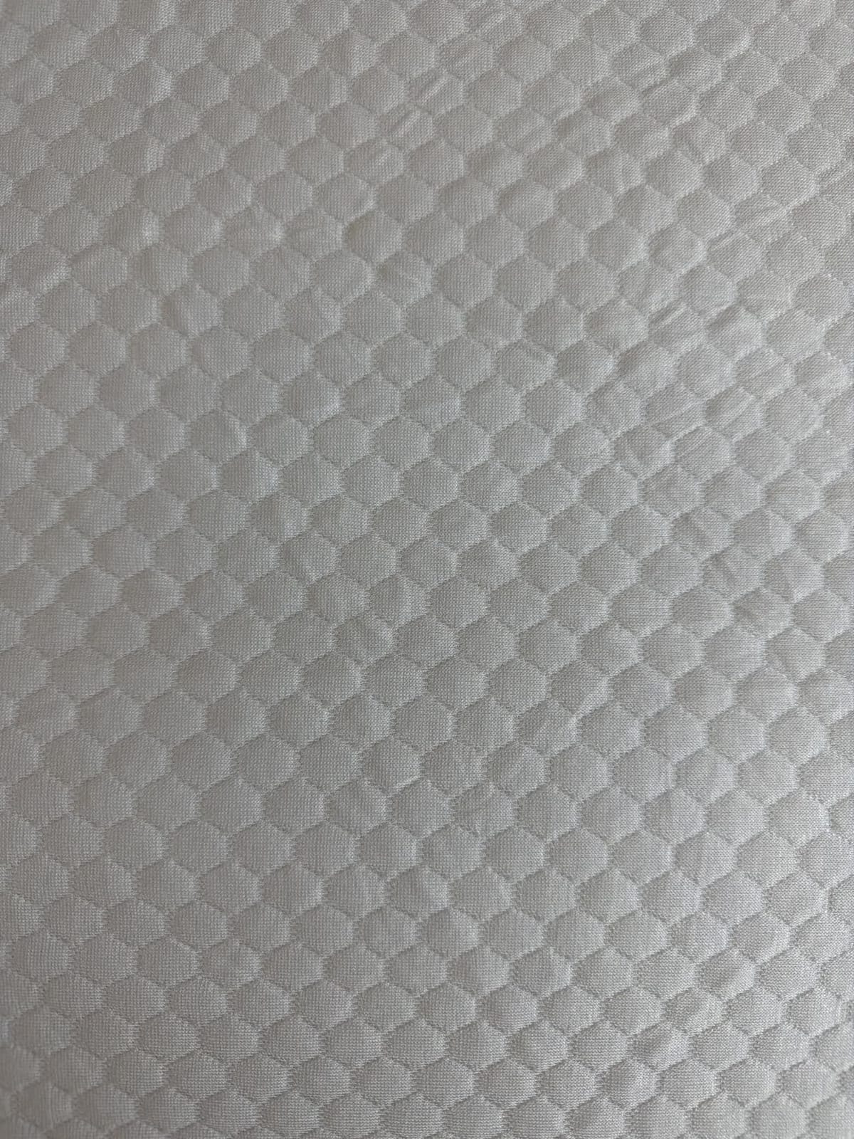 OhGeni Waterproof Mattress Protector,Queen Size Soft Bamboo Viscose Top Layer Pad,3D-Air Fabric Cooling Breathable Fitted Sheets, Washable Bed Cover,Deep Pocket Noiseless Over 99 Count Hex Bumps customer photo 2