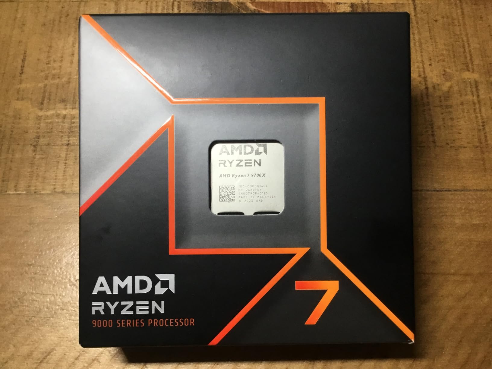 AMD Ryzen™ 7 9700X 8-Core, 16-Thread Unlocked Desktop Processor customer photo 2