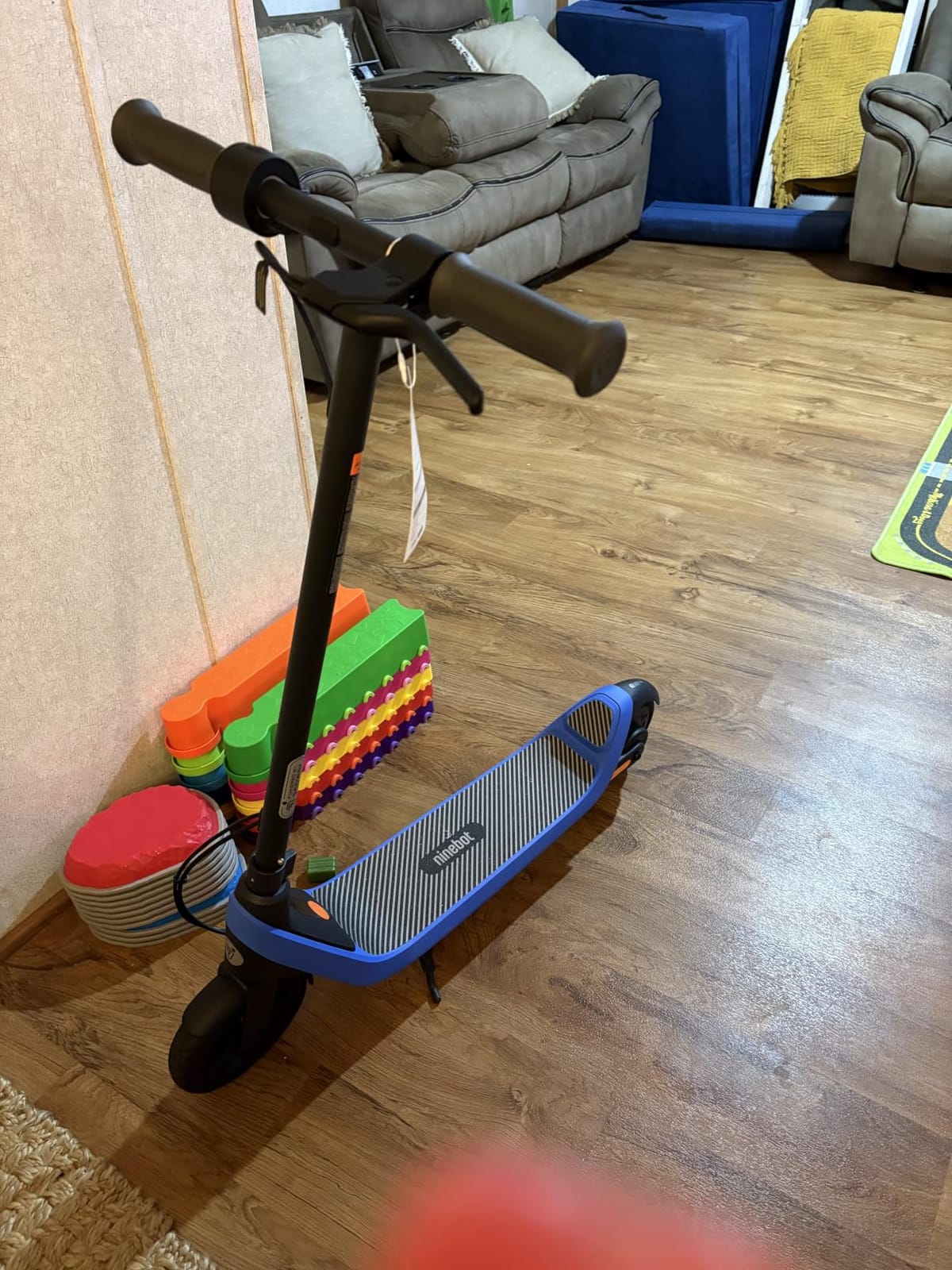 Segway Ninebot C2 Lite Electric Scooter for Kids, Ages 6-10 | 5.6-mile max operating range, and 70-minute run time for young riders, UL 2272 and UL 2271 certified customer photo 2