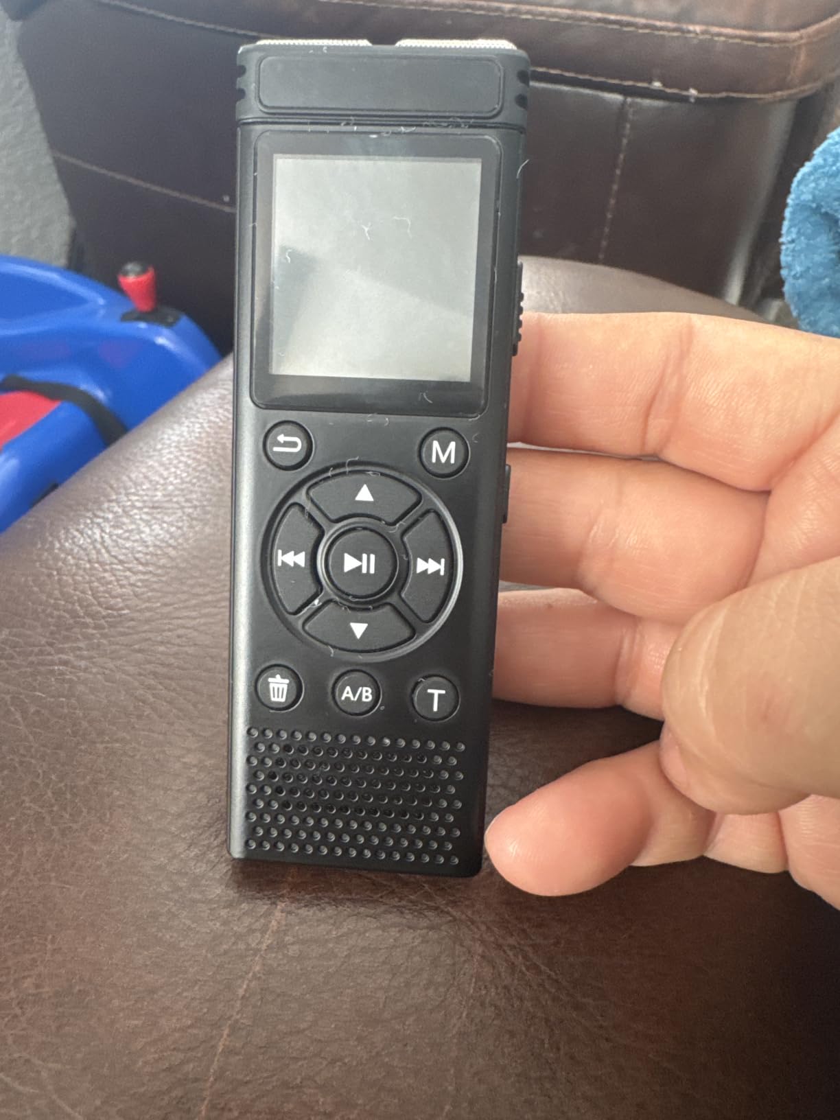 Tonfarb 136GB Digital Voice Recorder with Playback,9775 Hours Audio Record customer photo 2