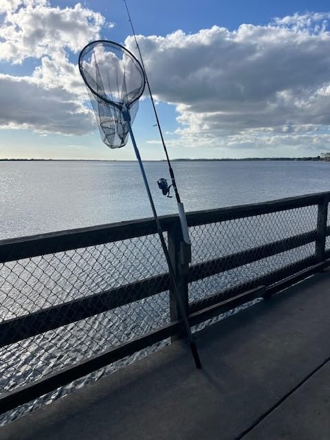 Heavy Duty Extra Large Aluminum Landing Net - Telescoping Handle (67-100in), 20in Net Opening for Saltwater Fishing customer photo 1
