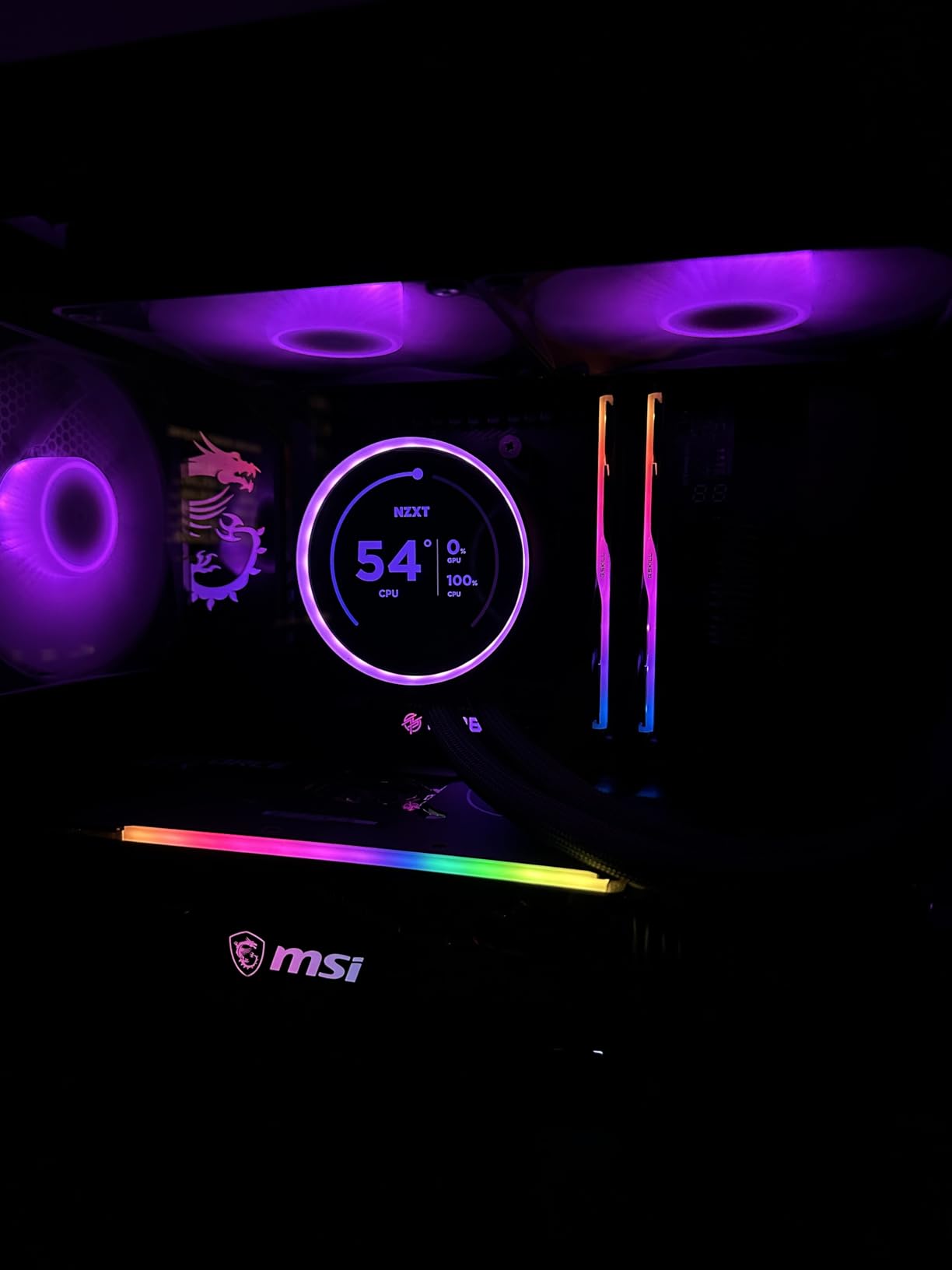 MSI MPG X870E Carbon WiFi Gaming Motherboard (AMD Ryzen 9000/8000/7000 Series Processors, AM5, DDR5, PCIe 5.0, M.2 Gen5, SATA 6Gb/s, USB 40Gbps, HDMI, Wi-Fi 7, Bluetooth 5.4, 5Gbps LAN, ATX) customer photo 2