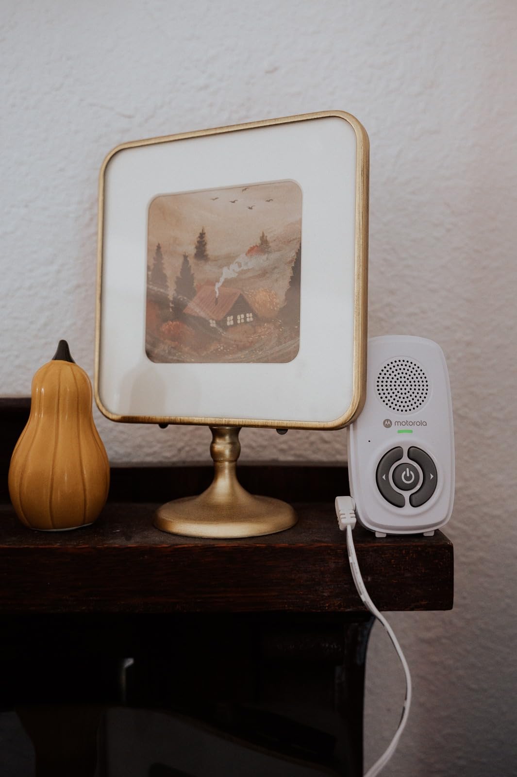 Motorola Nursery Audio Baby Monitor, No WiFi, Long Range 1000 ft, Volume Control, DECT Private Connection, Cry Detection, Portable Battery Parent Unit, Ideal for Safe Monitoring, No App, AM21 customer photo 2