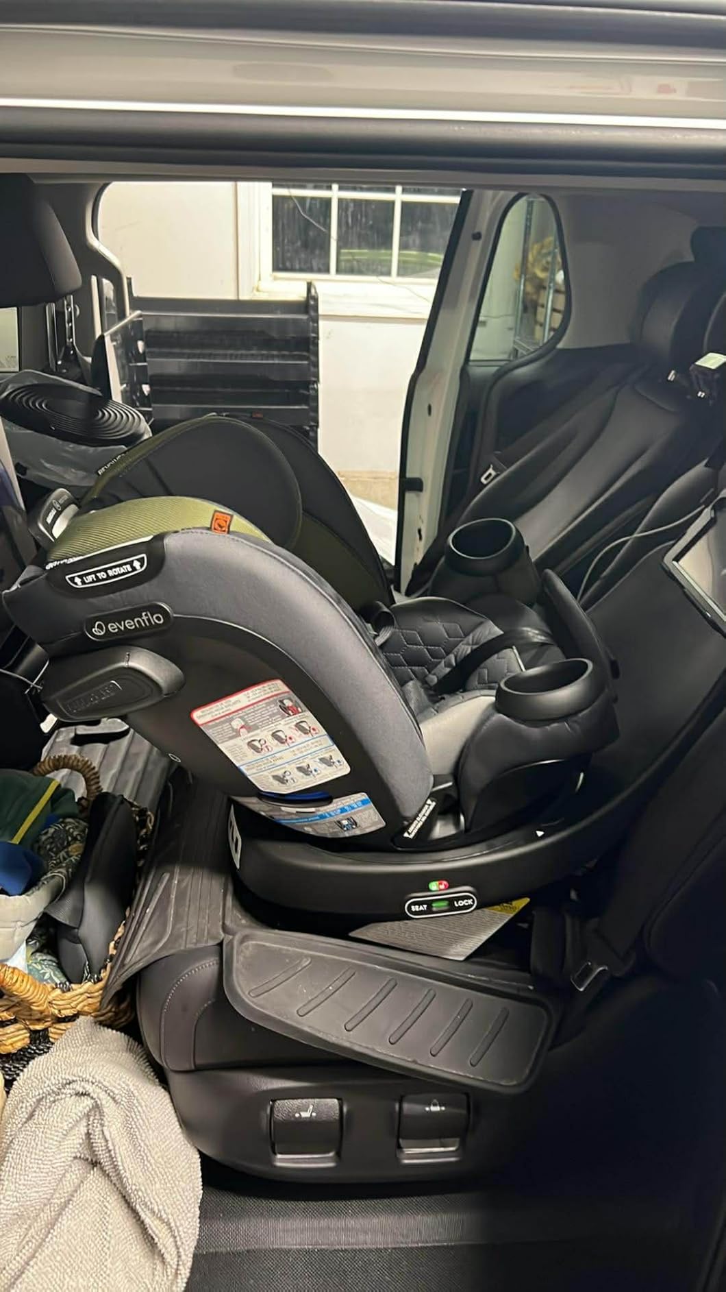 Evenflo Revolve360 Extend All-in-One Rotating Car Seat | with Quick Clean Cover, Rear-Facing, Forward-Facing, Highback Booster Mode, Infant to 12 Years (Rockland Green) customer photo 2