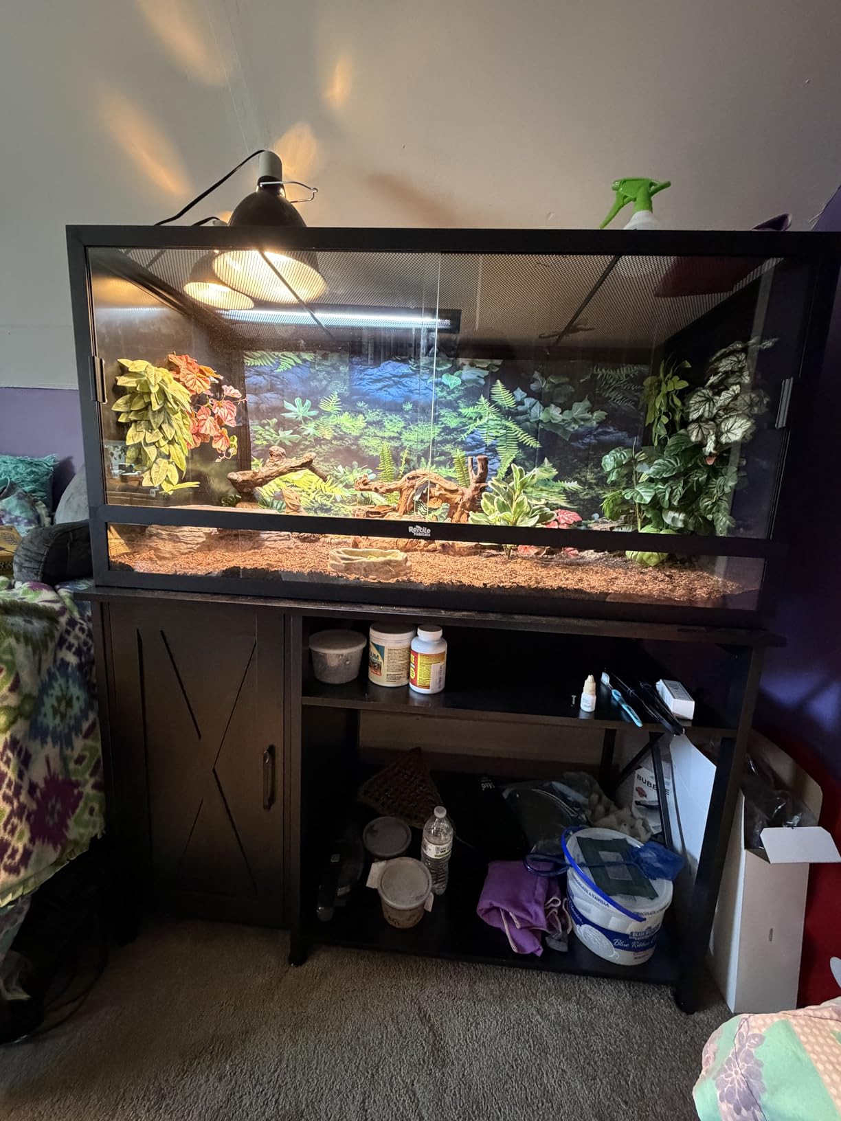 Herture 120 Gallon Reptile Tank Stand, 4x2x2 Reptile Enclosure Stand, with Storage Cabinet and Power Outlet, for Bearded Dragons, Snakes, Lizard Terrarium Black PG08XYB customer photo 2