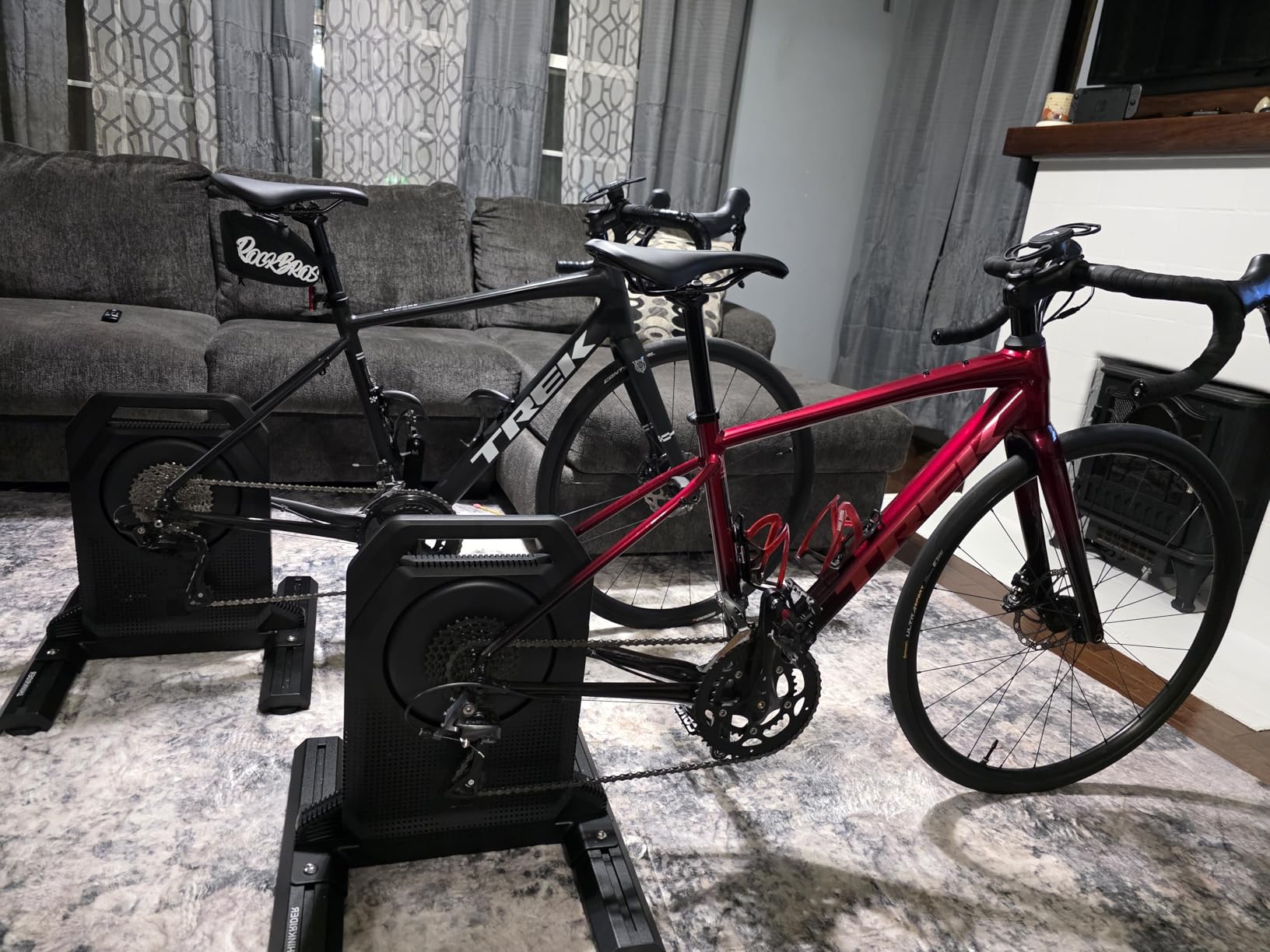 ThinkRider XXPRO Smart Bike Trainer, 2500W, 25% Gradient, Direct Drive customer photo 1