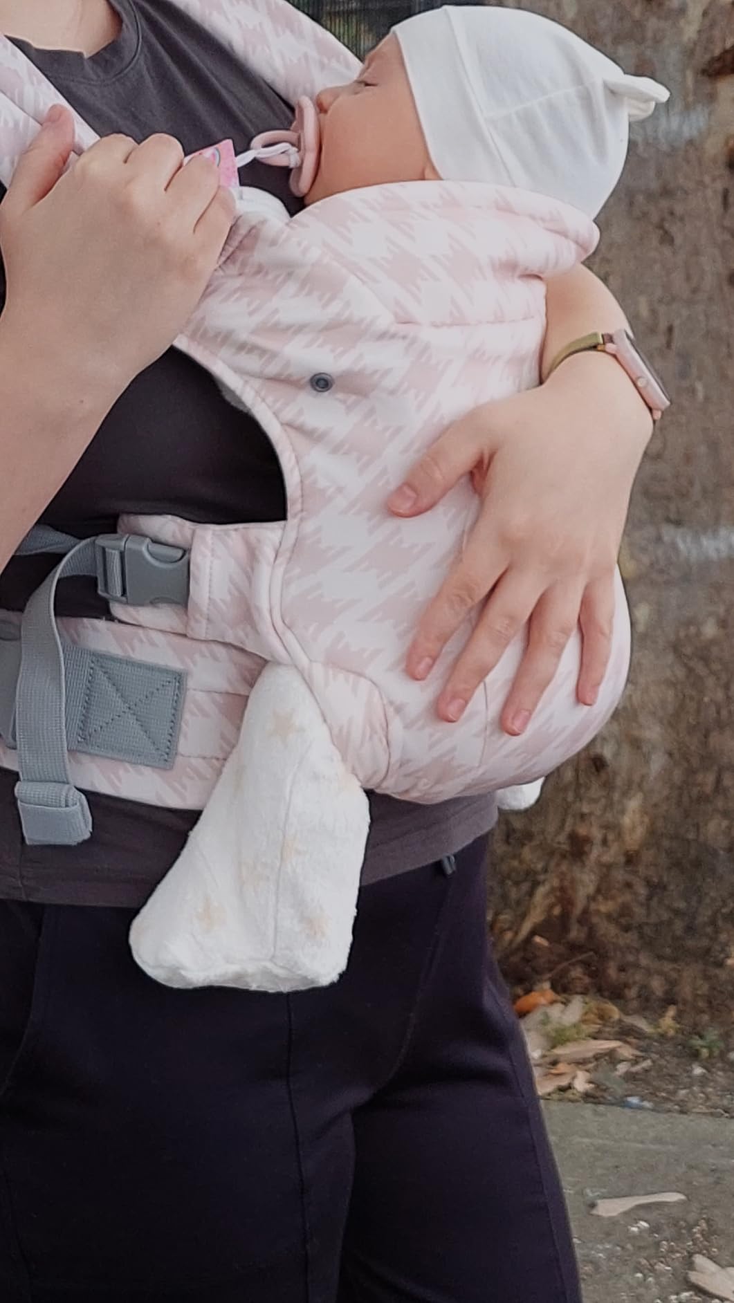 GROWNSY Newborn Carrier, Ergonomic, Cozy Baby Carrier, Cream | Wrap-Like Comfort, Soft Breathable Fabric, Foldable Head Support, Reduced Shoulder Pressure, OEKO-TEX Certified customer photo 1