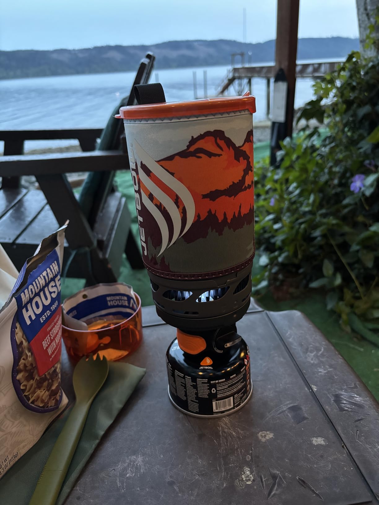 Jetboil Flash Portable Fast Boil Stove for Camping and Backpacking with 1-Step Auto Ignition, Propane/Isobutane Burner with Cooking Cup customer photo 2