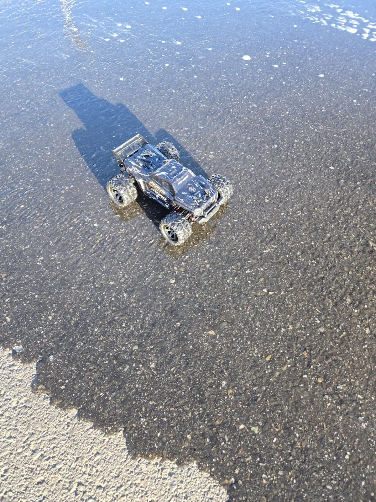DEERC 9309E RC Cars for Adults 40KPH, All Terrain Fast Remote Control Car | 1/16 Scale Remote Control Monster Truck, 2.4Ghz 4WD Waterproof Electric High Speed Car with 2 Batteries for Boys & Kids customer photo 2