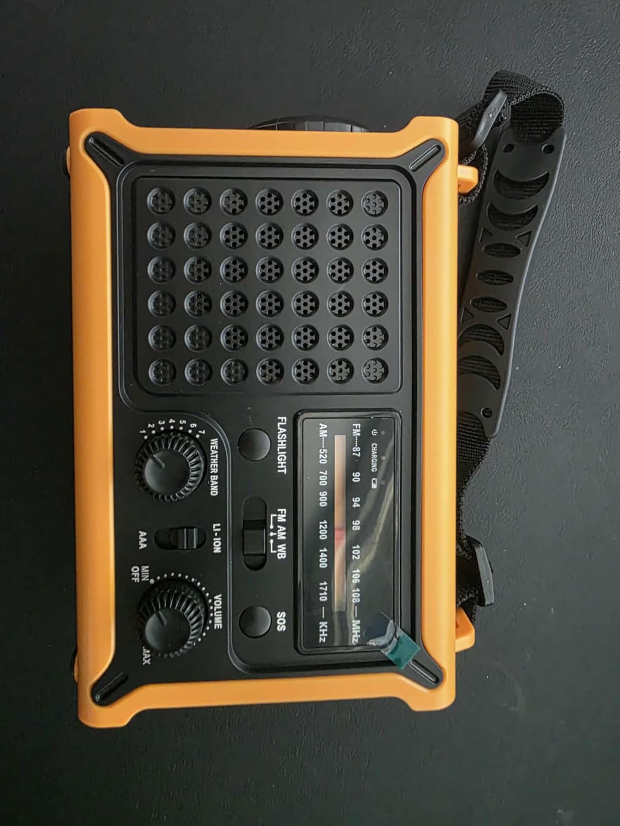 Emergency Radio with Hand Crank & Solar, NOAA Weather Band, AM/FM, 12000mAh, 8500mm² Solar Panel, 5W Flashlight & Reading Light, 120dB SOS customer photo 1