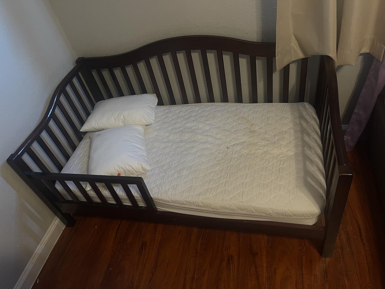 Dream On Me Austin Wooden Toddler Day Bed for Kids, Meadow Green customer photo 2