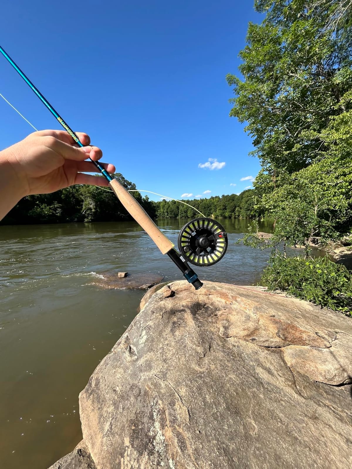 Redington Crosswater Fly Fishing Outfit – 4-Piece Fly Rod with Crosswater Reel, Rio Mainstream Fly Line & Zippered Travel Case – Complete Starter Kit customer photo 1