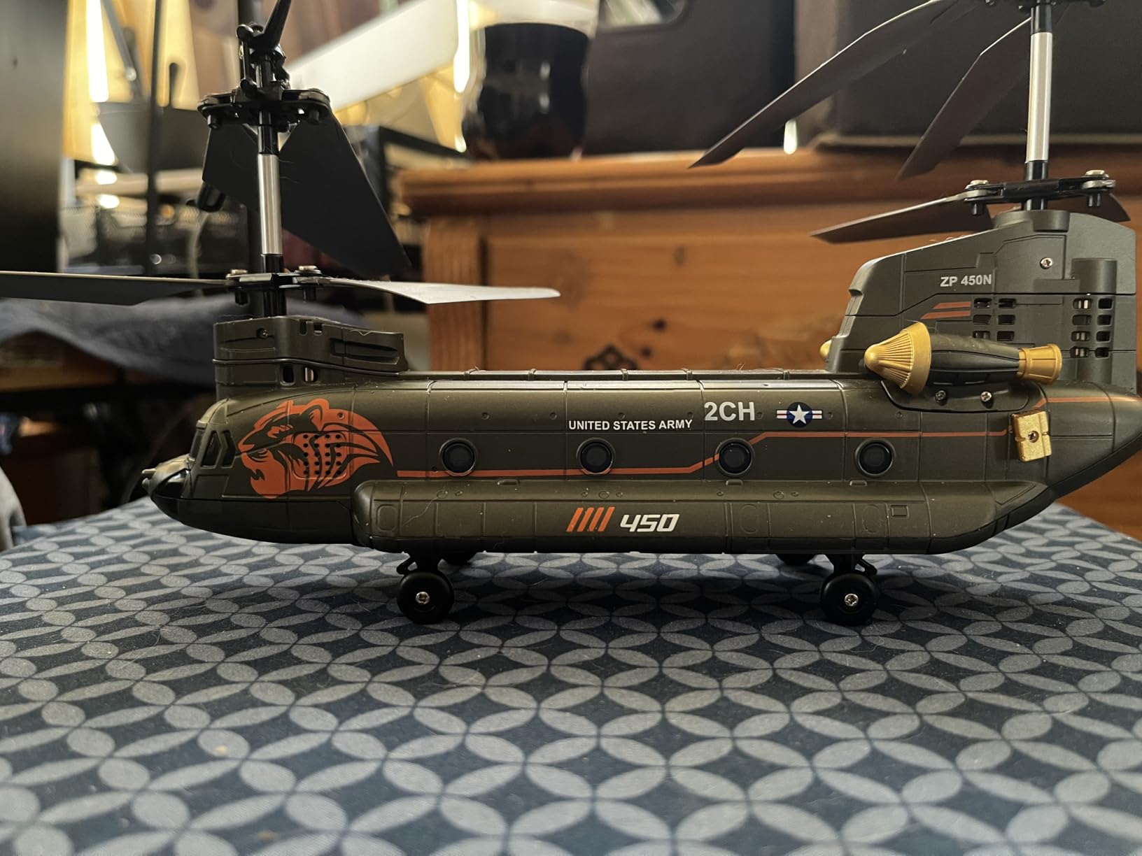 XIKOTEC Remote Control Helicopter, RC Helicopters with Altitude Hold customer photo 1
