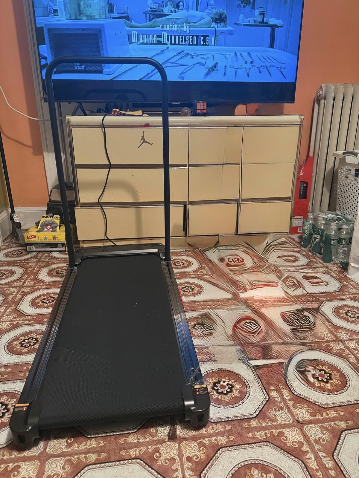 KASSADIN Electric Walking Pad Treadmill with Handle Bar Incline for Home, Portable Walking Pad Treadmill with Handles for Home Small, 3.0HP Mini Under Desk Treadmill for Exercising, 0.6-7.6MPH, 350LB customer photo 1