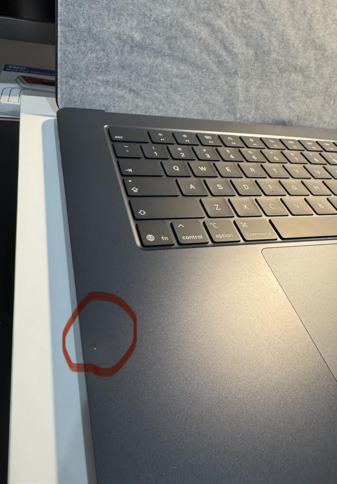 Apple 2026 MacBook Air 15-inch Laptop with M5 chip: Built for AI, 15.3-inch Liquid Retina Display, 24GB Unified Memory, 1TB SSD, 12MP Center Stage Camera, Touch ID, Wi-Fi 7; Sky Blue customer photo 1