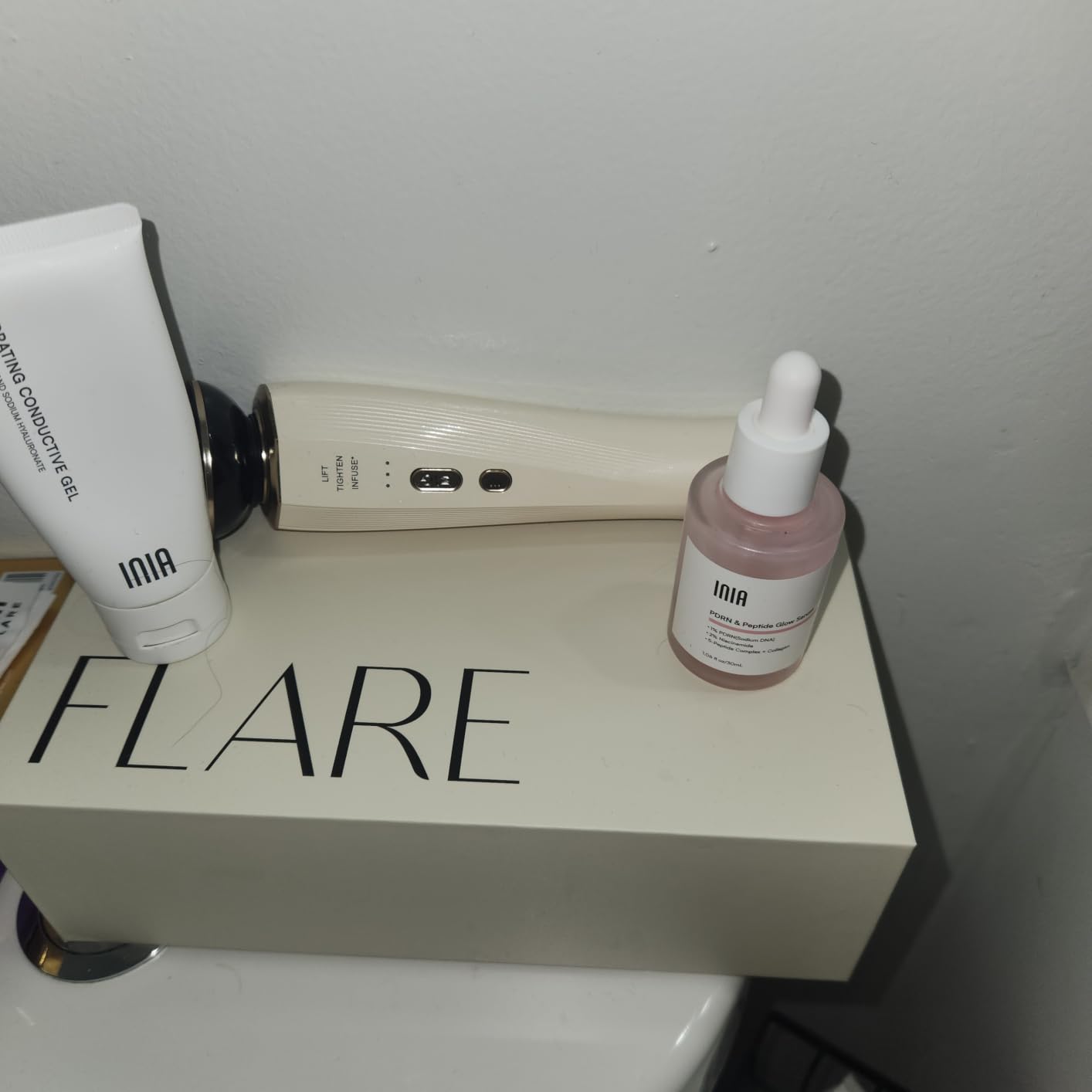 INIA FLARE 3-in-1 Microcurrent Facial Device Red Light Therapy for Face customer photo 2