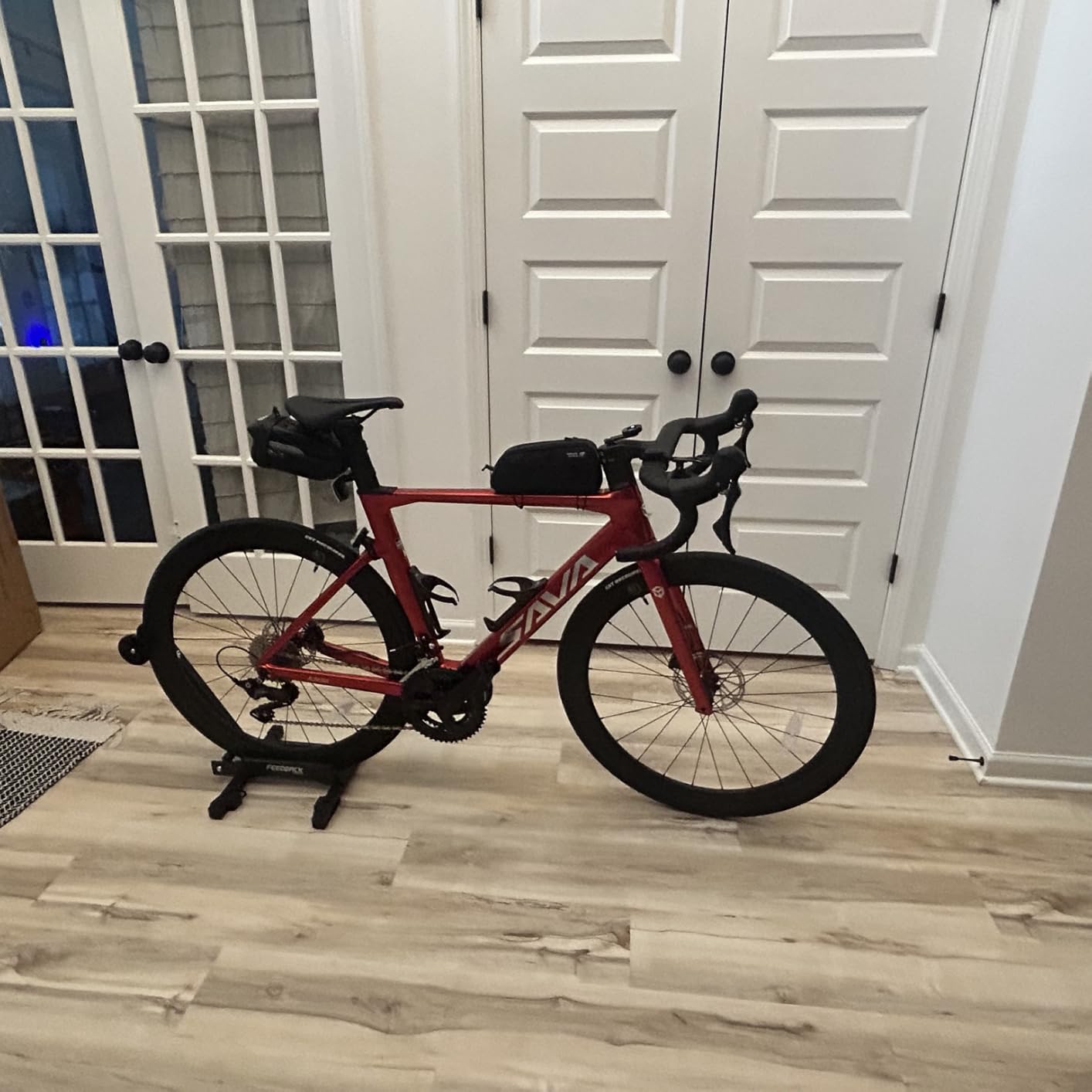 SAVADECK Full Carbon Racing Bike A7L Pro 2026 - Carbon Frame & Wheelset, with Shimano R7120 24-Speed, Hydraulic Disc Brakes, 90% Pre-Assembled customer photo 1