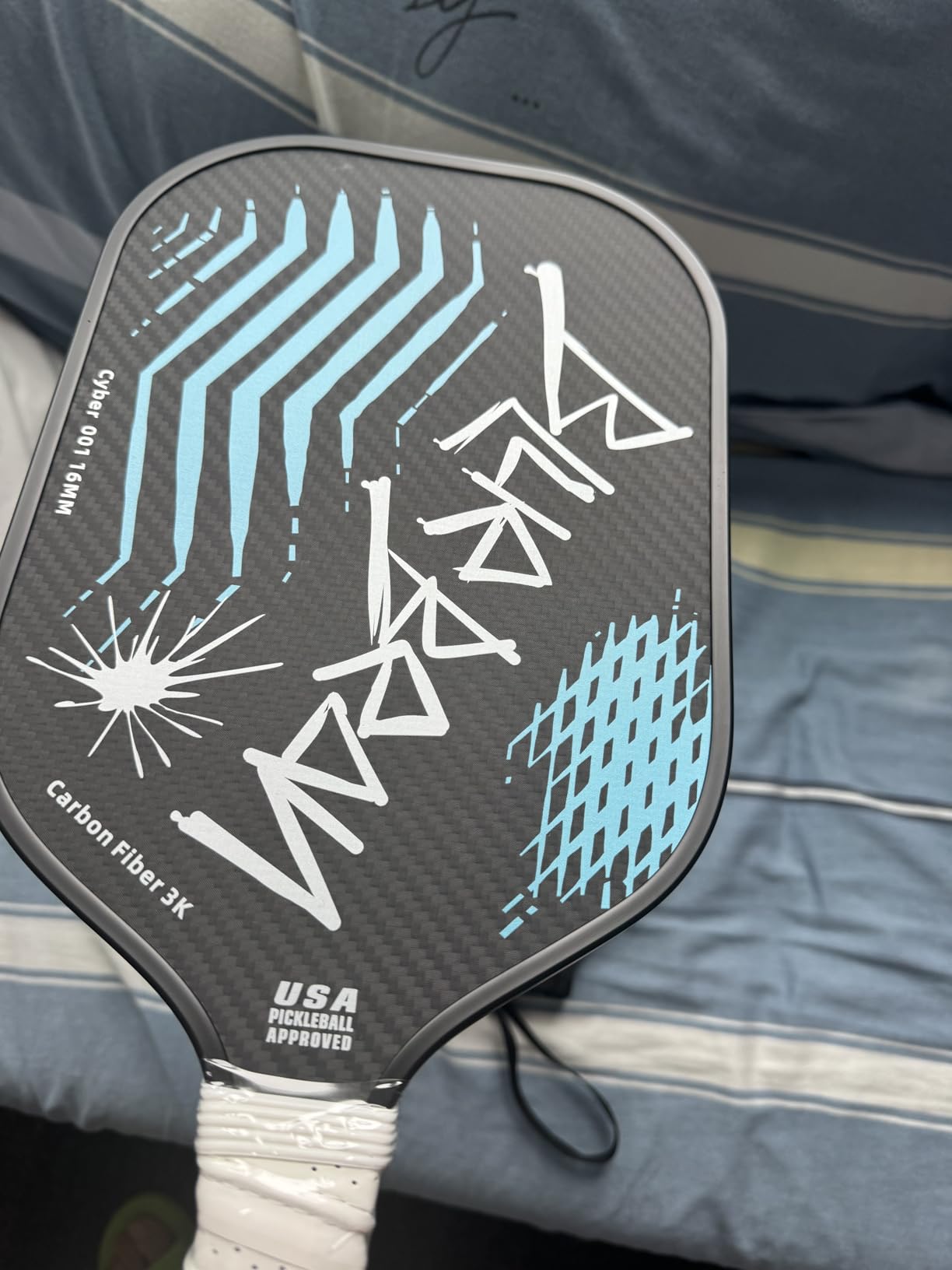 Pickleball Paddles,USAPA,Carbon Fiber Pickleball Paddle with 16MM Polymer Honeycomb Core Provides Lighter Weight&Higher Grit&Spin,Engineered for Professional Players,BlueBean customer photo 1