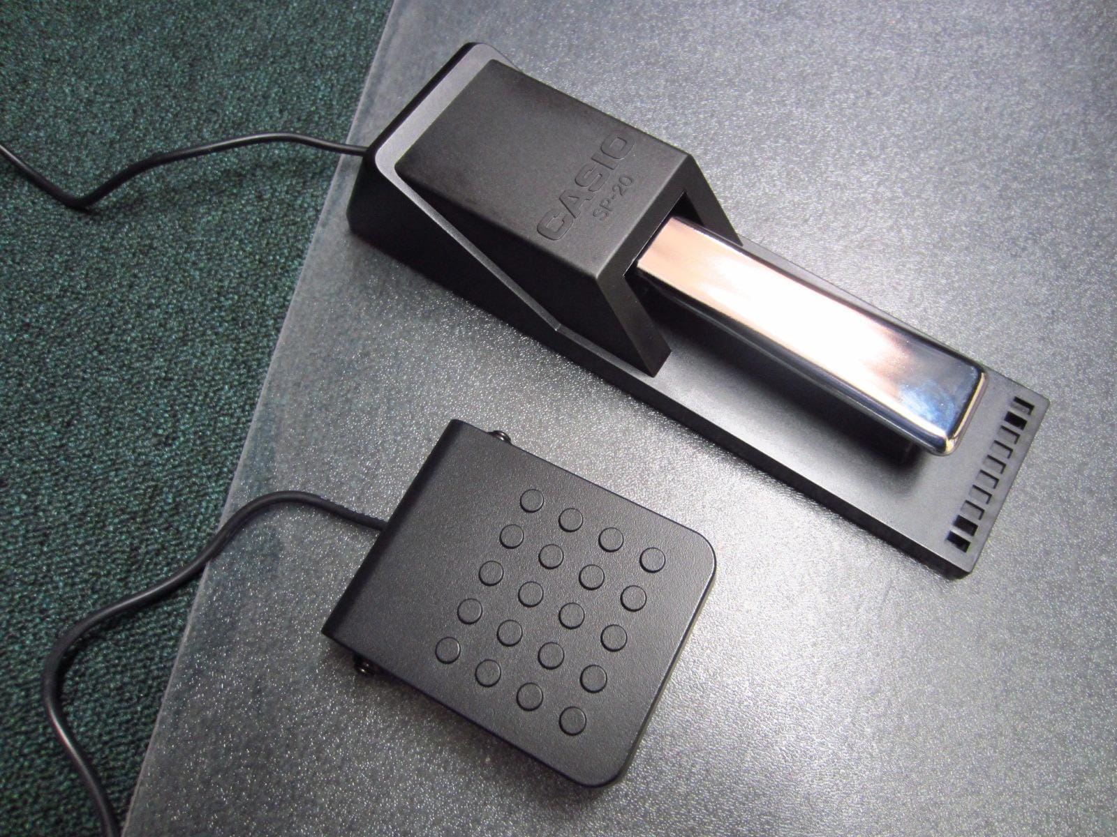 Casio SP-20 Piano-Style Sustain Pedal customer photo 2