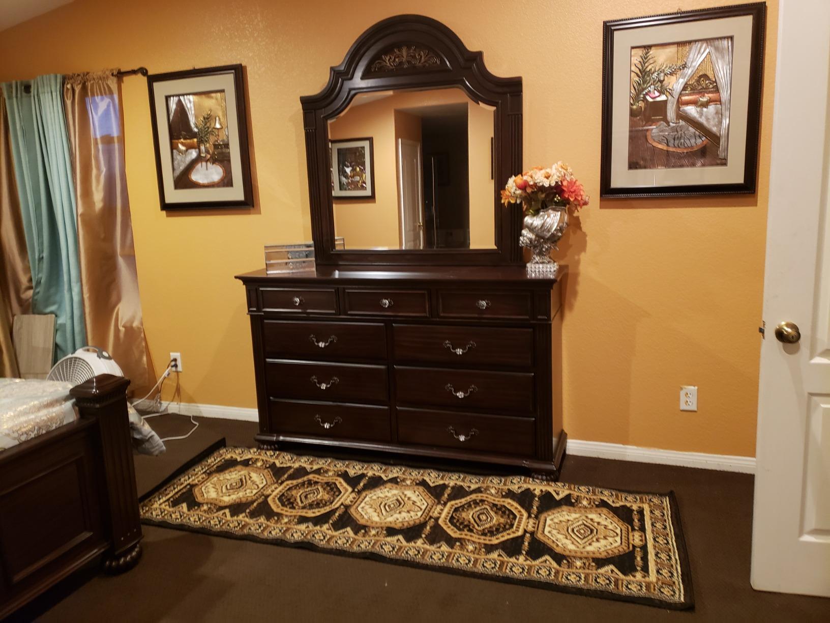 24/7 Shop at Home Syracuse 6-Piece Traditional Solid Wood Bedroom Set with Chest, Mirrored-Dresser and 2 Nightstands, Box Spring Required for Bedroom, Guest Room, Queen, Walnut customer photo 1