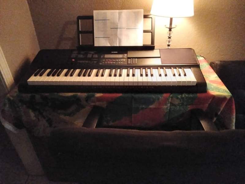 Casio CT-X700 61-Key Portable Keyboard | 600 Tones | AiX Sound Engine customer photo 2