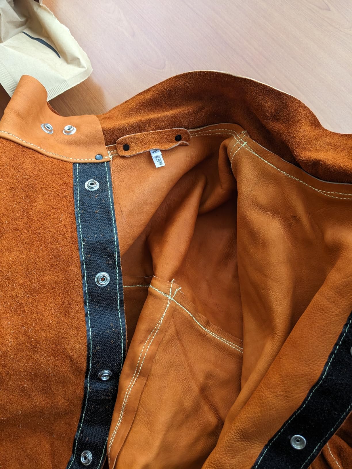 QeeLink Leather Welding Jacket - Flame-Resistant Heavy Duty Work Welder Jackets - Split Cowhide Welding Coat for Men Women customer photo 2