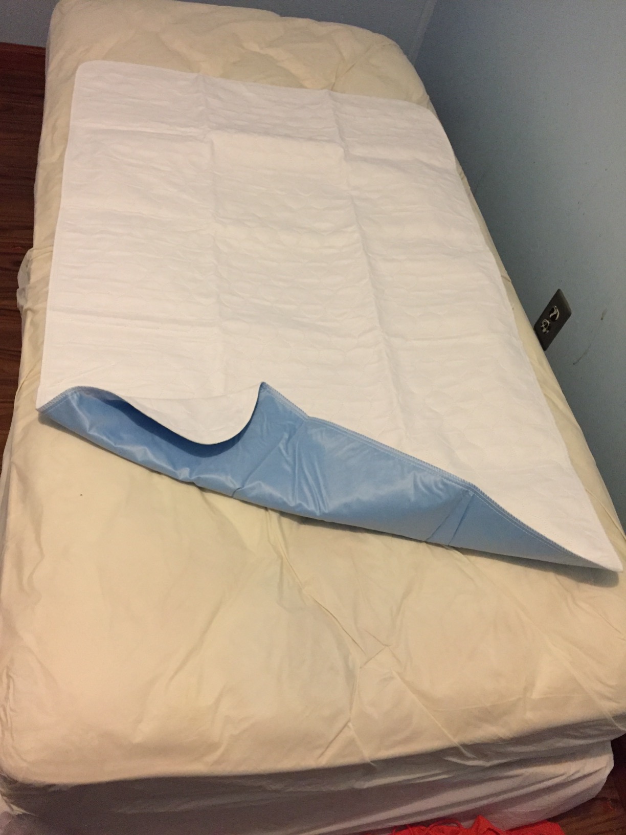 Waterproof Mattress Protector 34’’ x 52