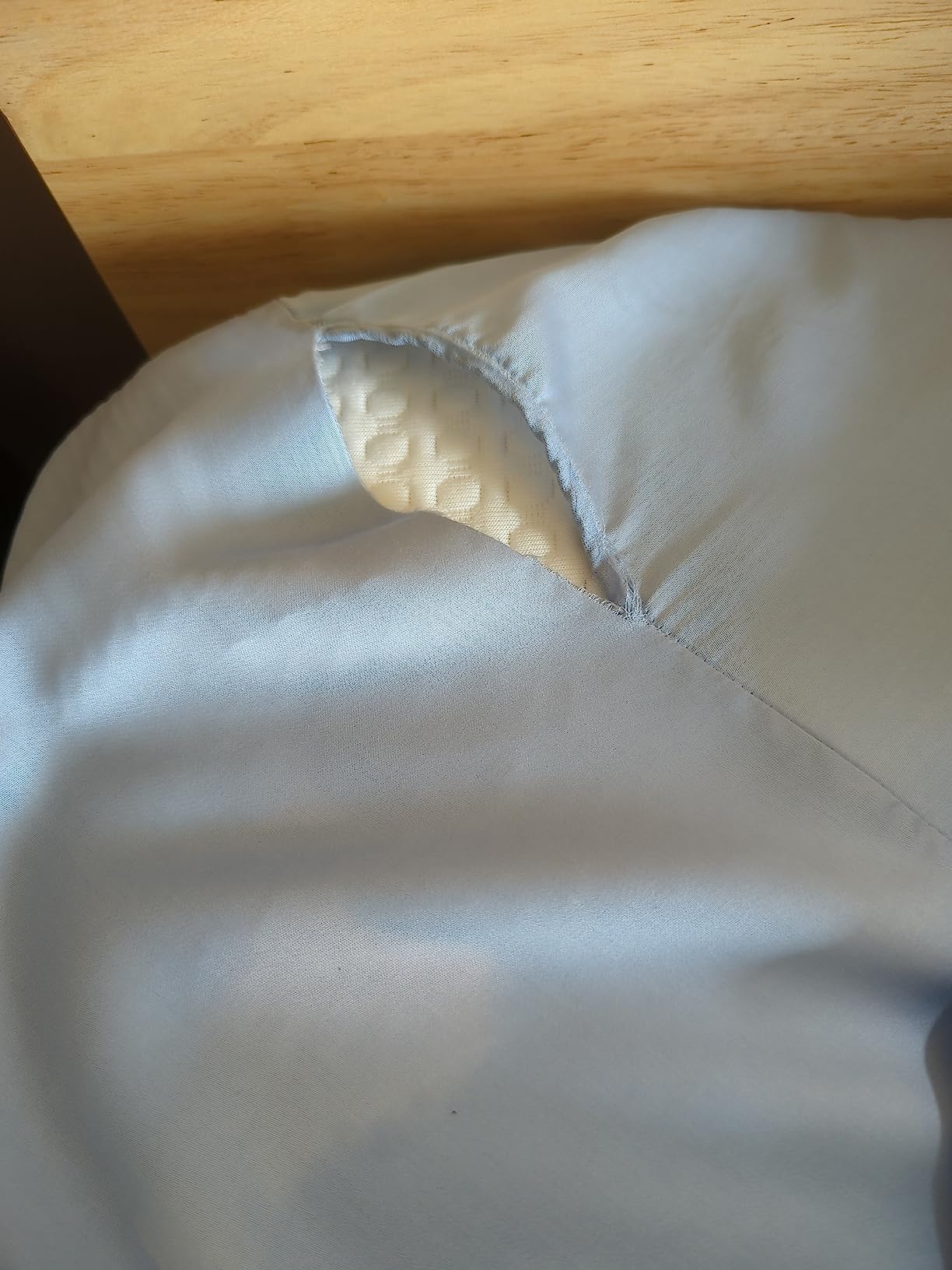Stylinen 100% Organic Eucalyptus Bed Sheets Queen Size 4 Piece Set, Tencel Lyocell, Silky Soft & Smooth, Breathable, 16 Inch Deep Pockets, 1 Fitted, 1 Flat, 2 Pillowcases (Queen, White) customer photo 2