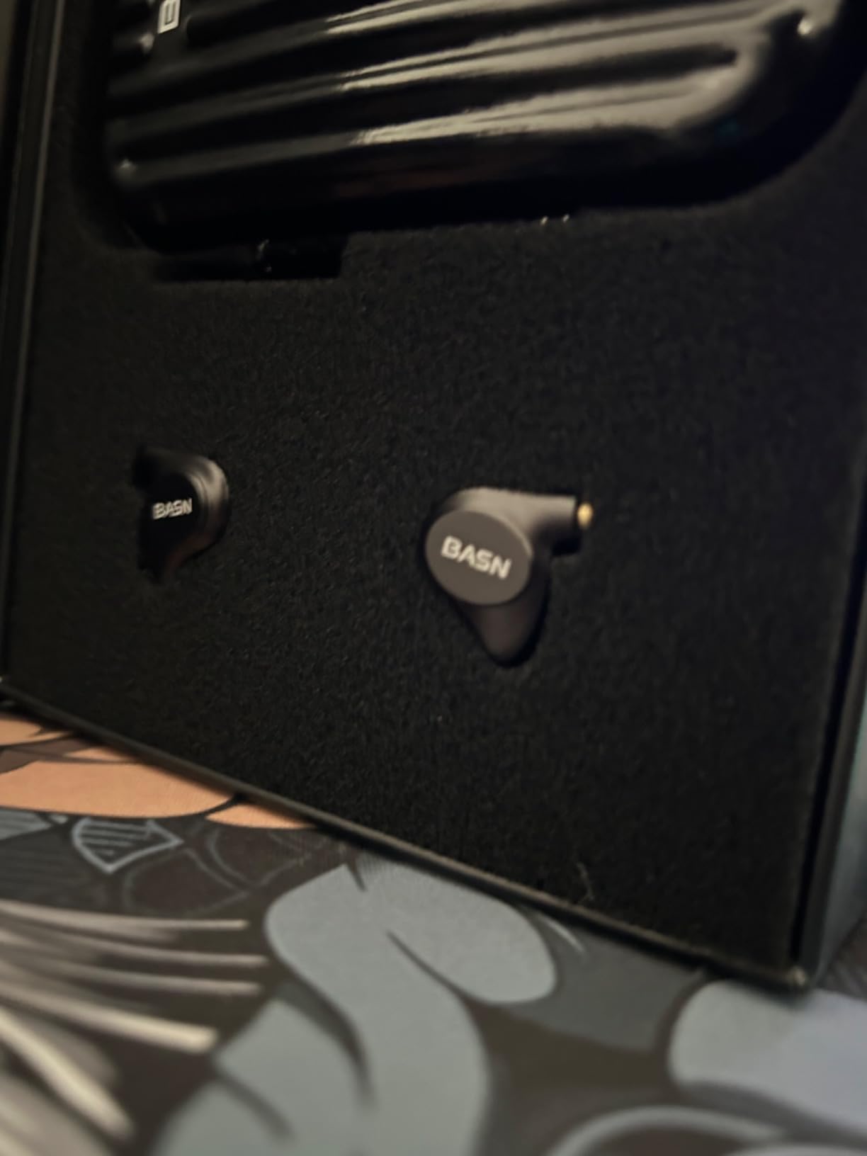 BASN Metalen 4 Drivers in-Ear Monitor Headphones, Wired Earbuds, Matt Black customer photo 1