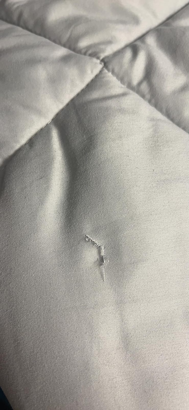 ViscoSoft Queen Reversible Comforter - Down Alternative Duvet Insert -White customer photo 1