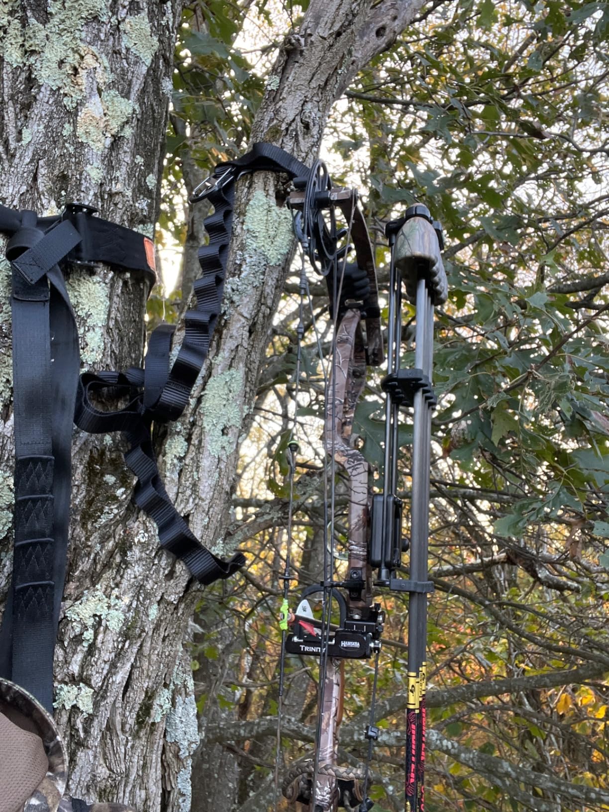 HANG N' BANG Daisy Chain Bow & Gear Hanger for Tree Stand and Saddle Hunting customer photo 1