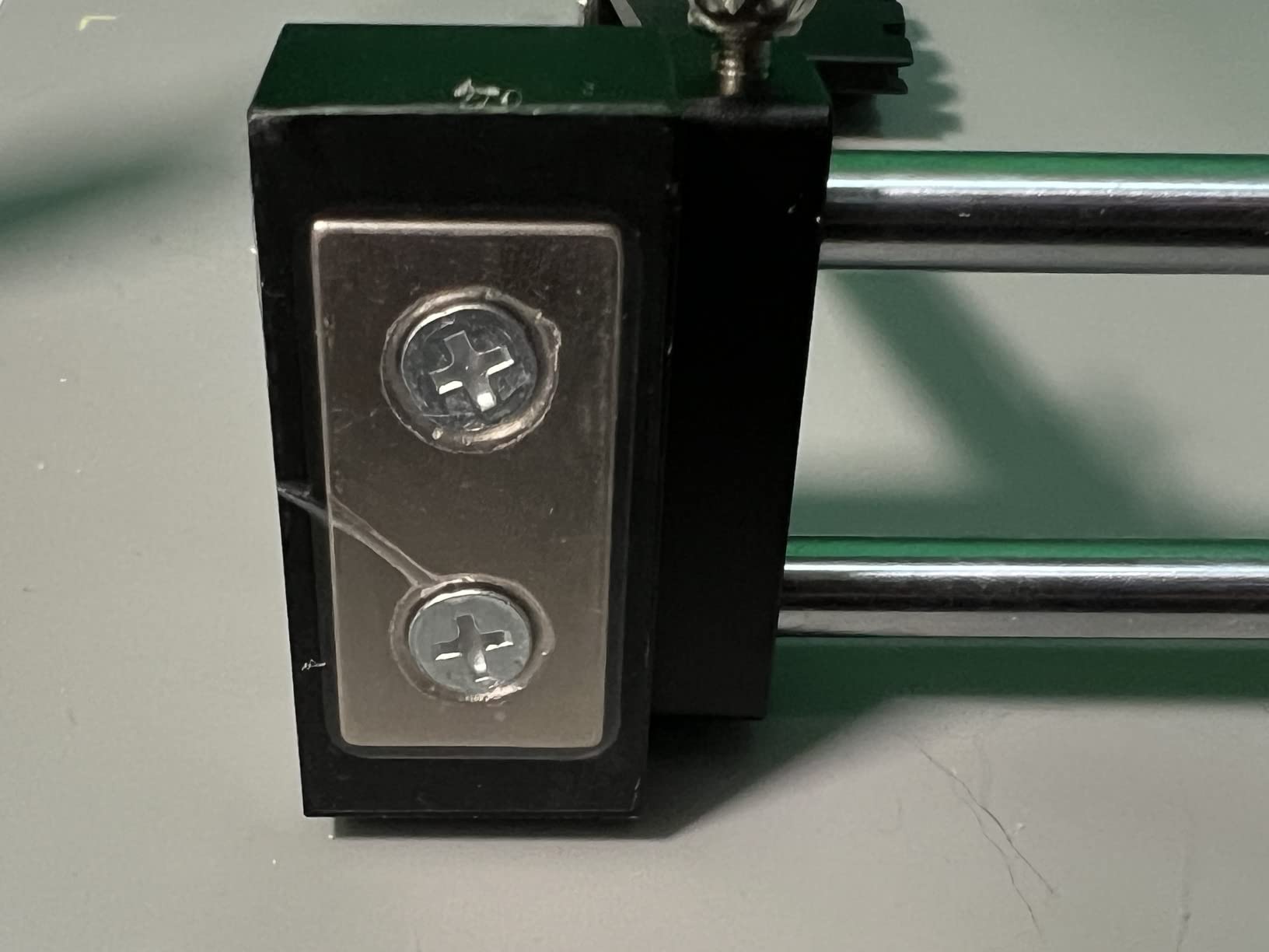 SainSmart Magnetic Adjustable Circuit Board Holder, Soldering Helping Hand customer photo 1