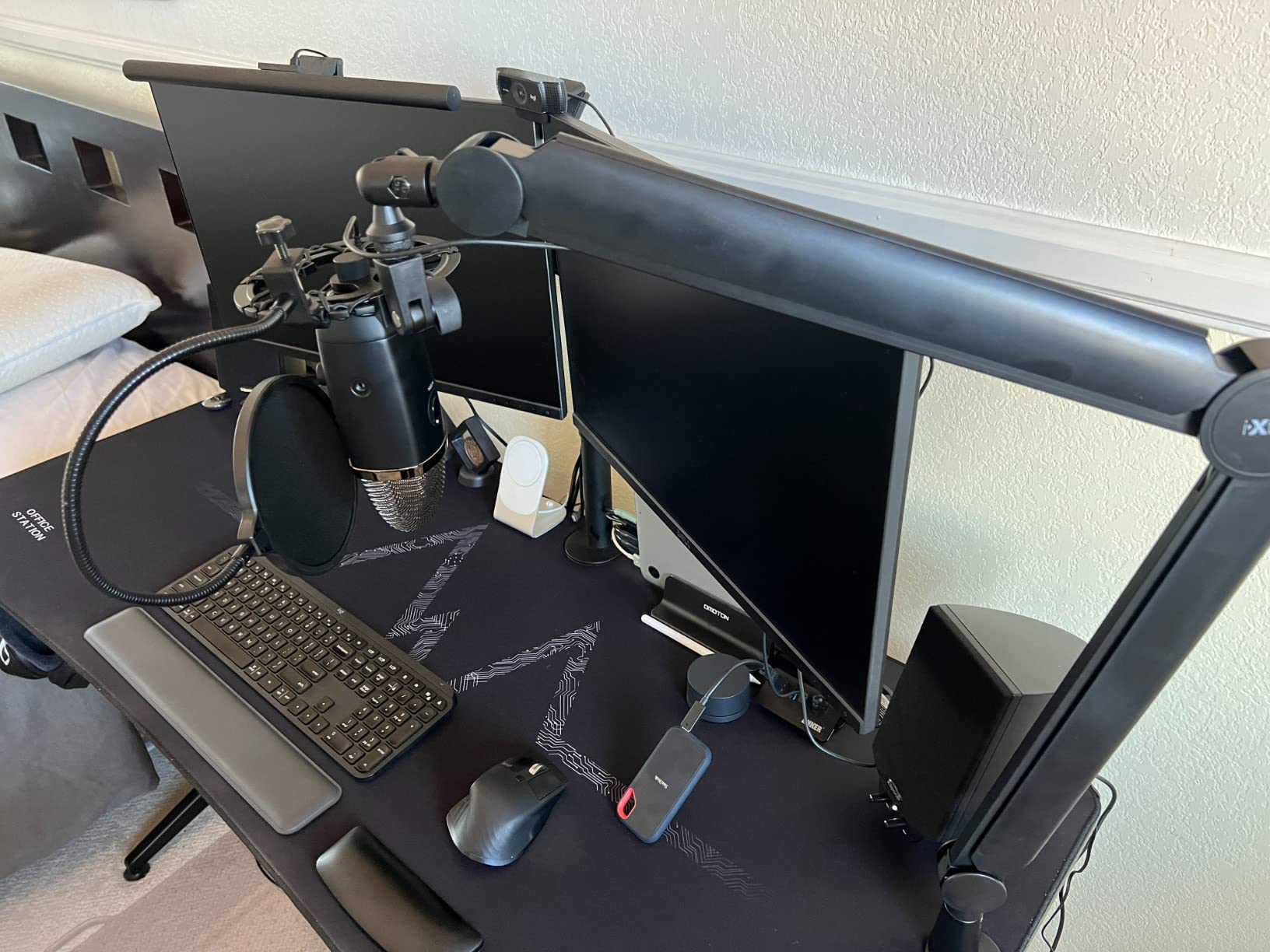 IXTECH Premium Microphone Boom Arm with Desk Mount, 360° Rotatable, Fully Adjustable, for Podcast, Video, Gaming, Radio, Studio, Recording, Sturdy and Universal VALIANT Model customer photo 2