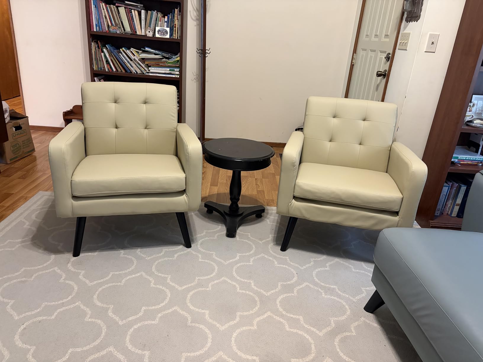 Yaheetech Mid Century Accent Chair Living Room Chair Navy Blue customer photo 1