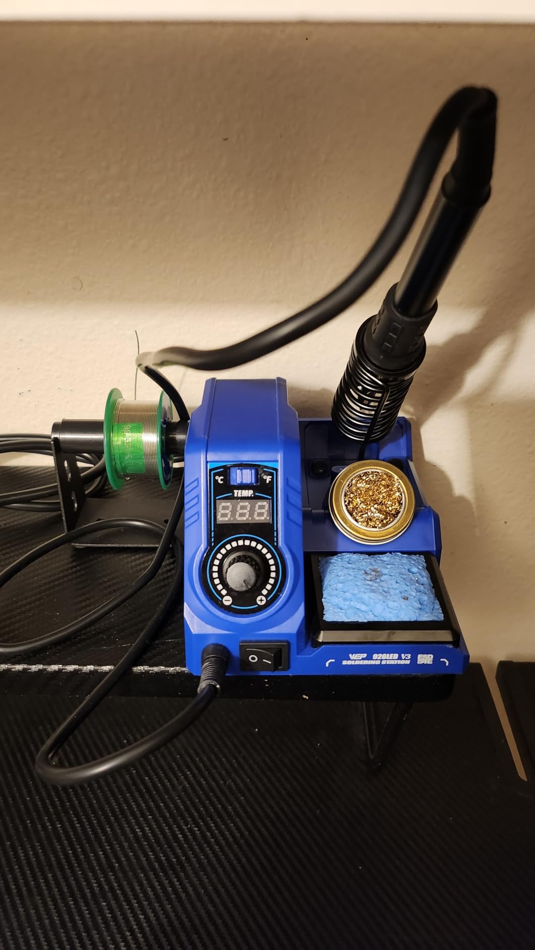 WEP 926LED V3 Soldering Station 130W MAX Soldering Iron Kit with Solder Wire, 5 Soldering Tips, Tweezers, Solder Sucker, Tip Cleaner, Temperature Control, Sleep Mode, C-F Conversion customer photo 1