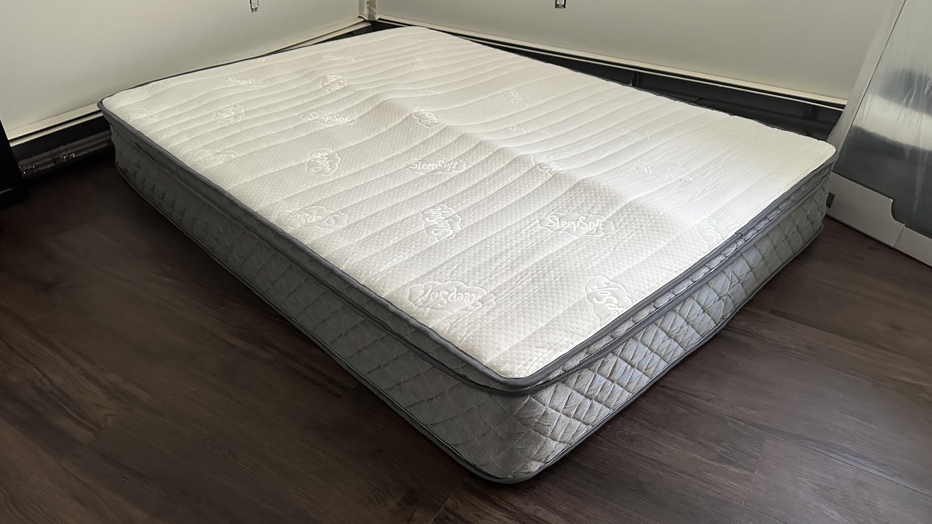 PurrJoys Full Mattress, 12 Inch Cooling-Gel Memory Foam and Pocket Spring Hybrid Mattress, Full Size Mattress in a Box, CertiPUR-US Certified, Medium Firm, Double Mattress customer photo 2