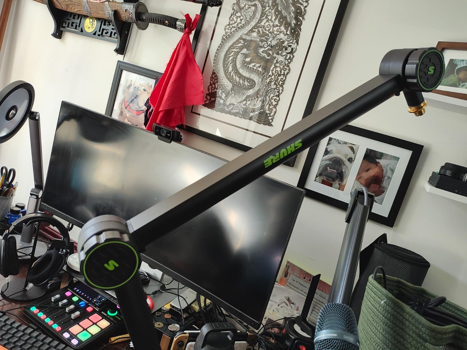 Shure by Gator Deluxe Broadcast Desktop Mic Boom Arm (SH-BROADCAST1) customer photo 2