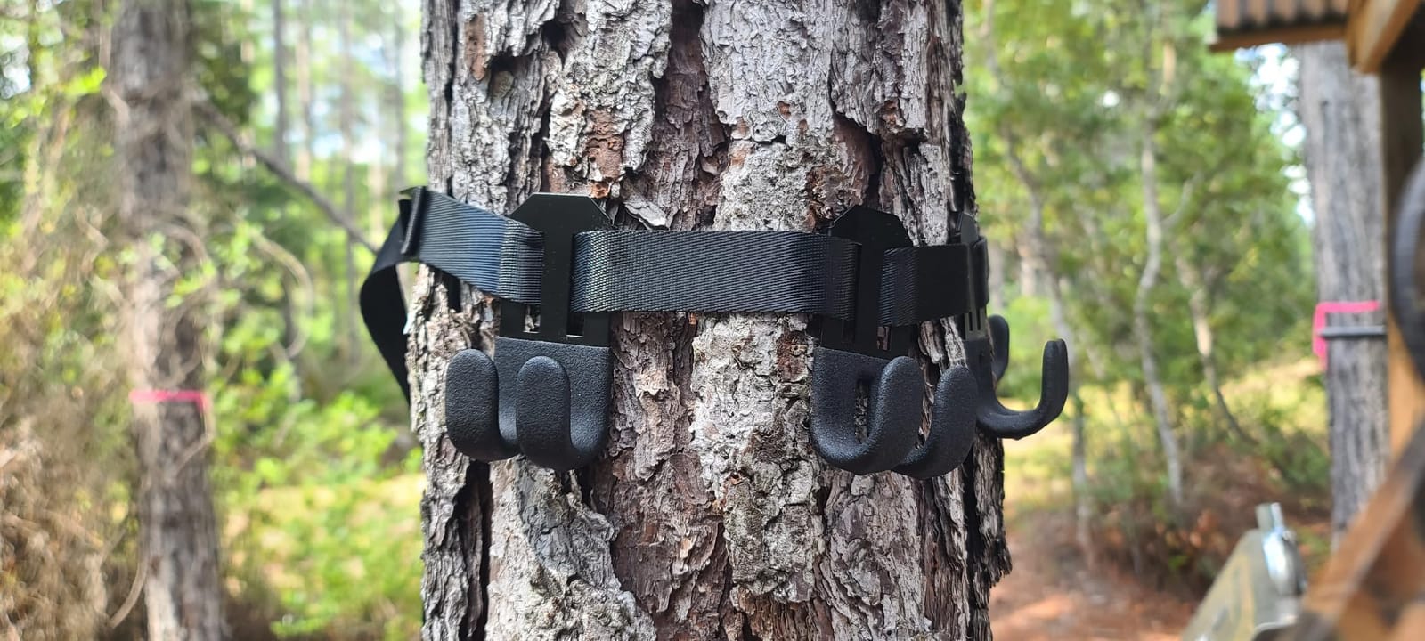 skiguard Treestand Strap Gear Hangers: Hunting Gear Multi-Hook Accessory Holder for Bow Hanger, Quiver, Binoculars, Tree Saddle, Tree Stand Accessories for Hunting, Bow Hangers for Tree Stand customer photo 1