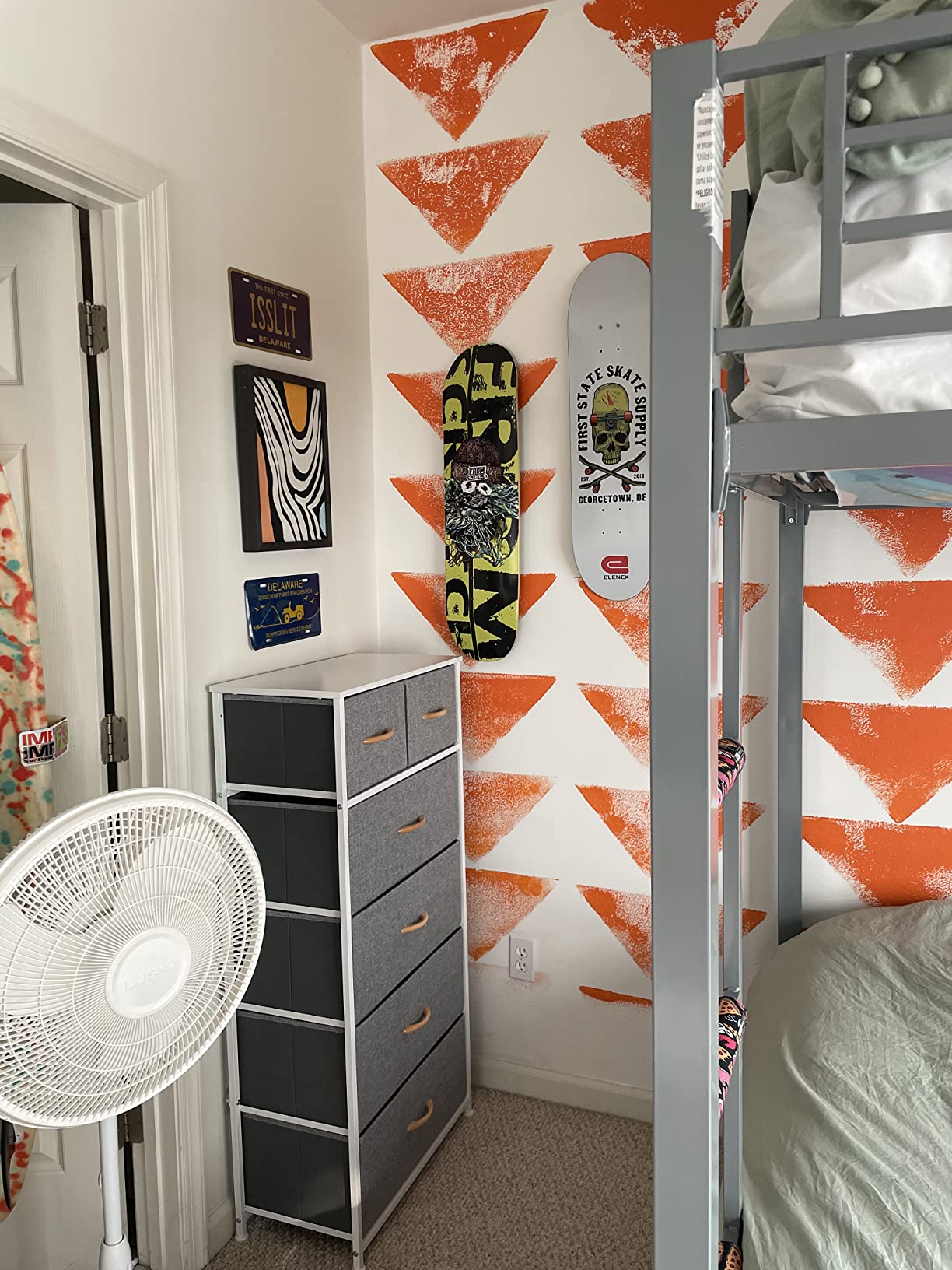 Tall Dresser for Bedroom, 6 Drawers Vertical Fabric Dresser (White) customer photo 1