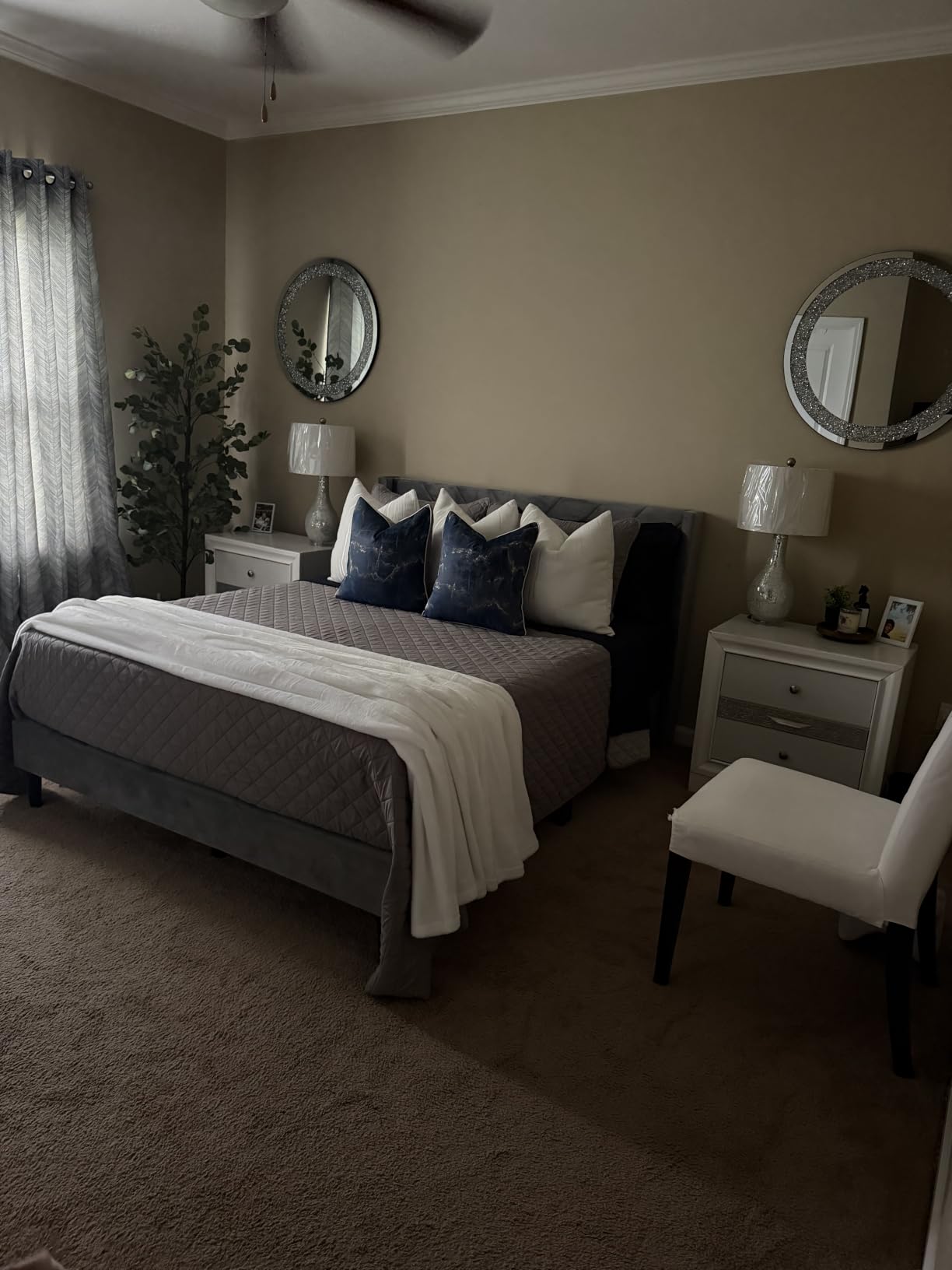 Yaheetech Queen Bed Frame with Chevron Channel-Tufted Headboard, Light Gray customer photo 2