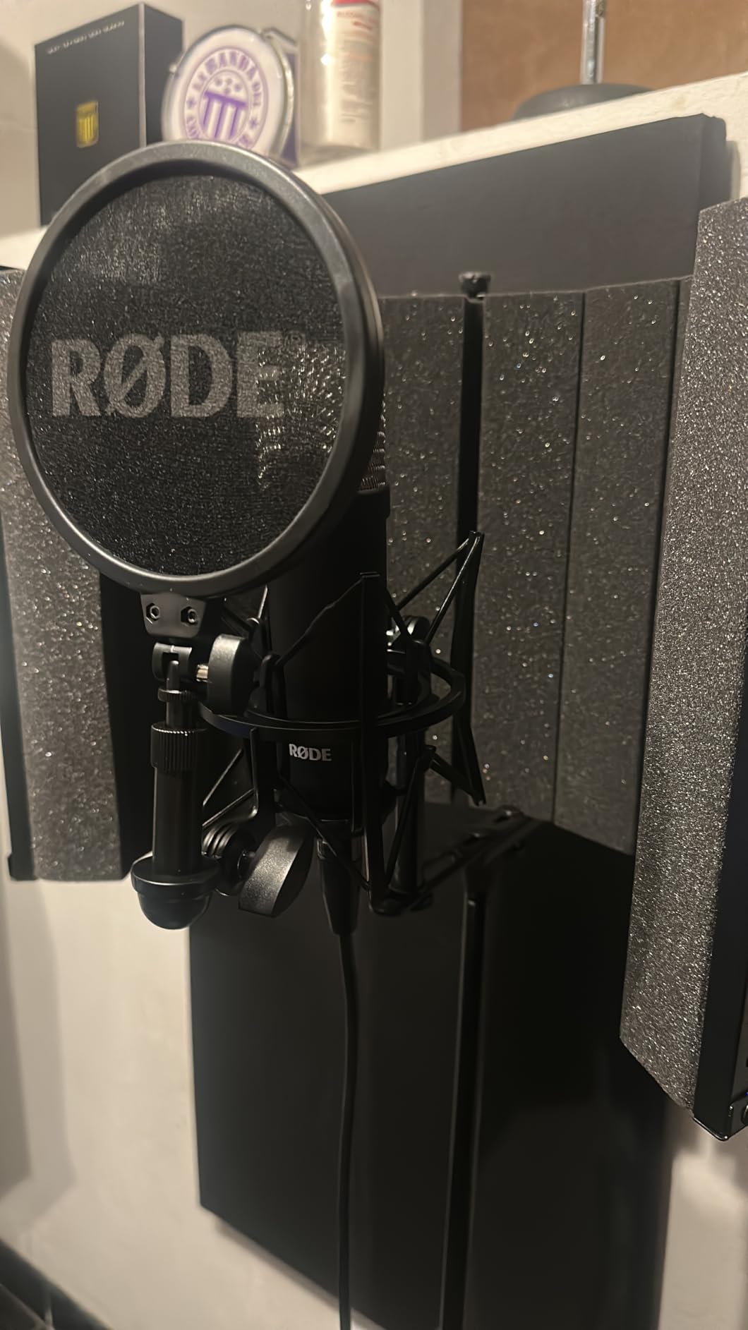 RØDE NT1 Signature Series Studio Condenser Microphone, Black customer photo 1