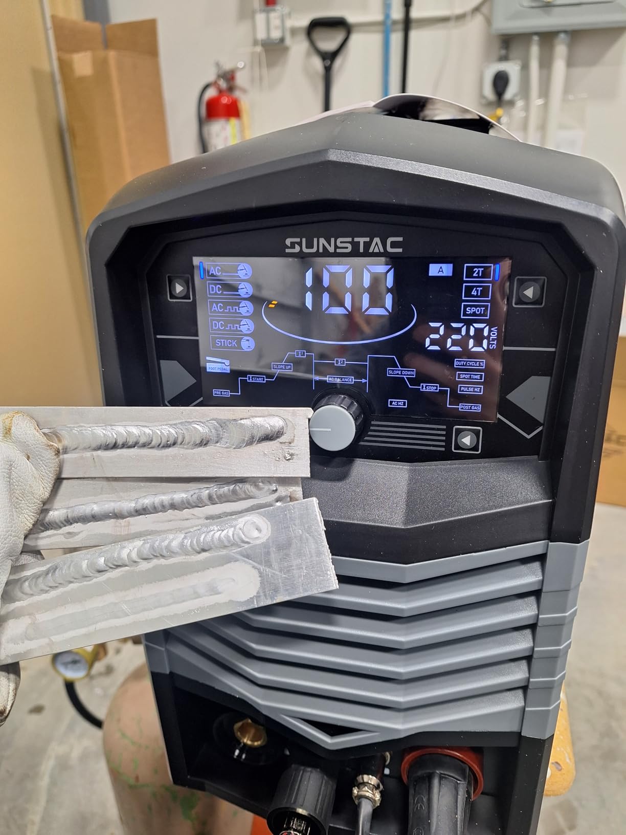 Sunstac 250A Aluminum TIG Welder with Pulse ACDC Foot Pedal Control customer photo 2