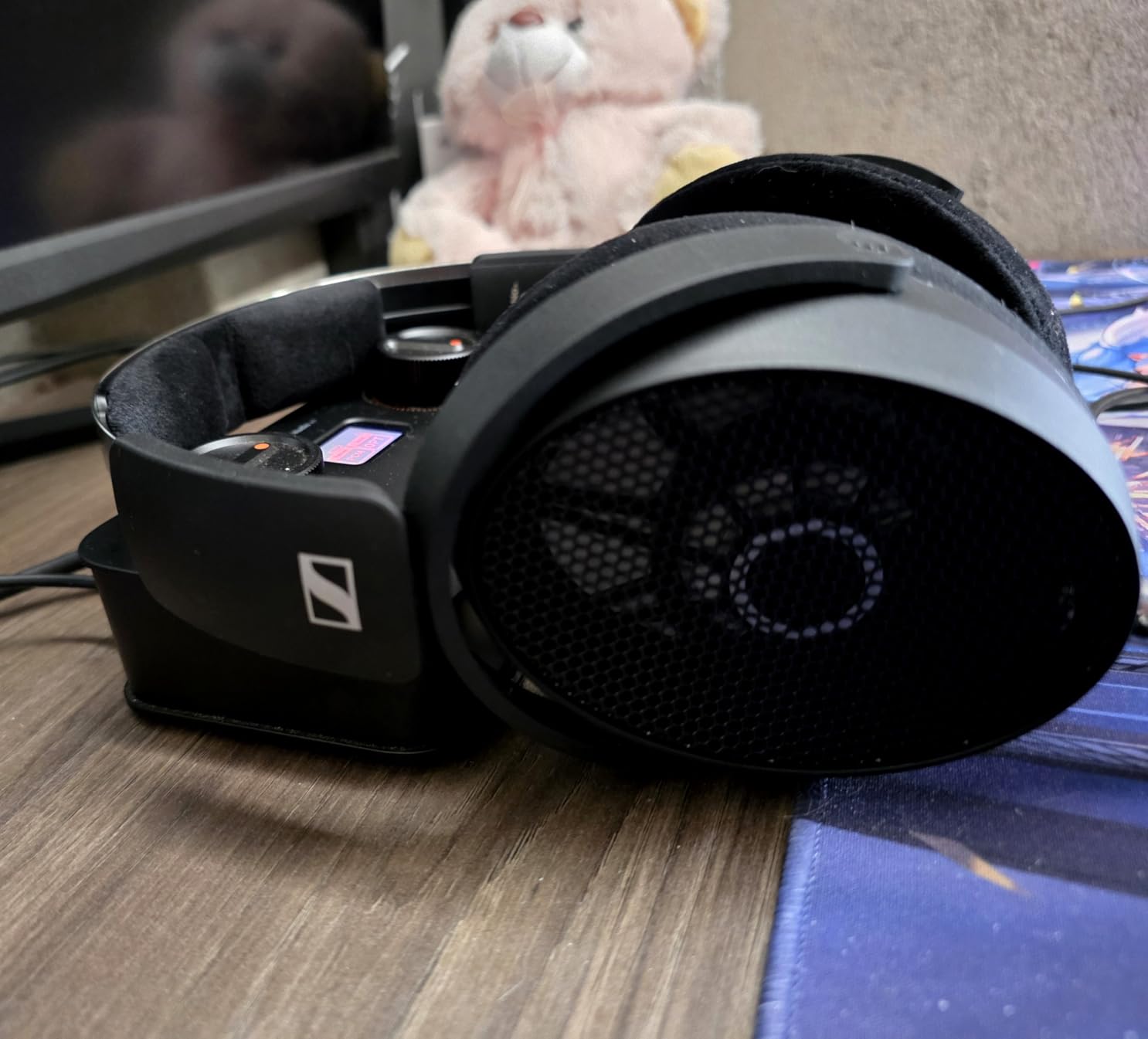 HD 490 PRO Open-Back Professional Headphone customer photo 1
