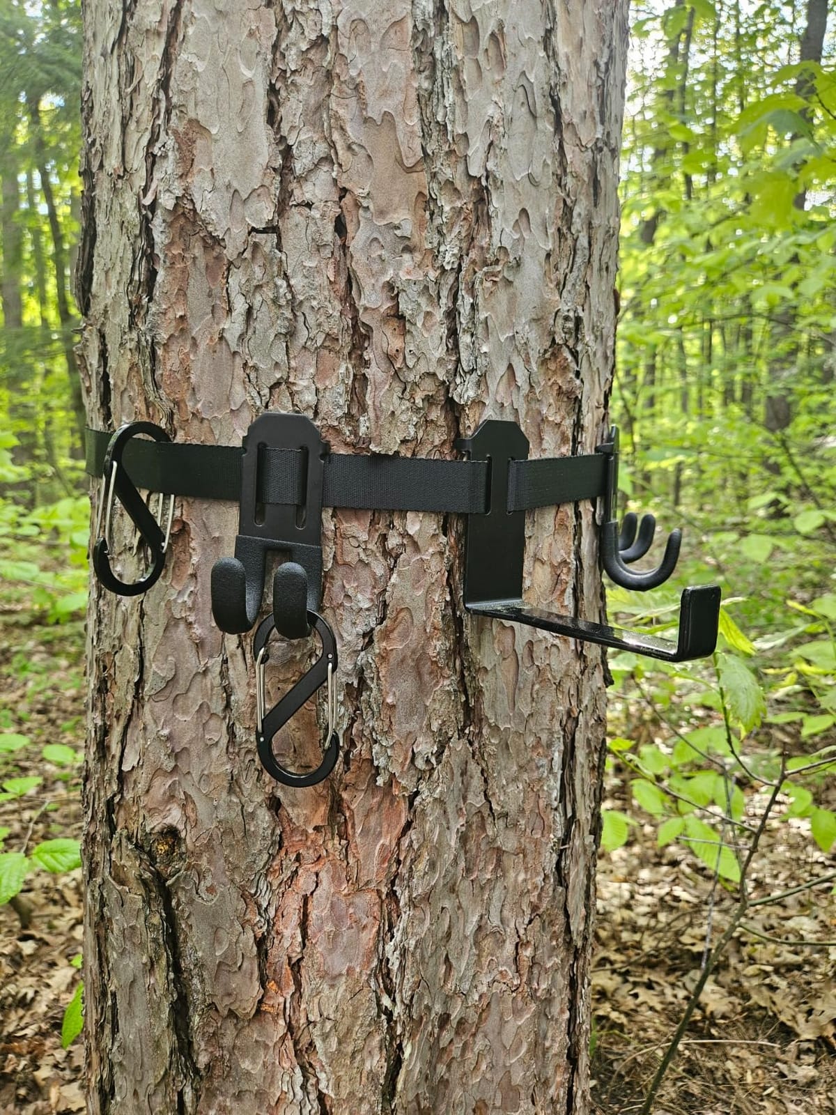 Treestand Strap Gear Hangers Comes with 3 Metal Gear Hooks and 1 Bow Hanger, for Tree Stand Platform Hunting Gears customer photo 2