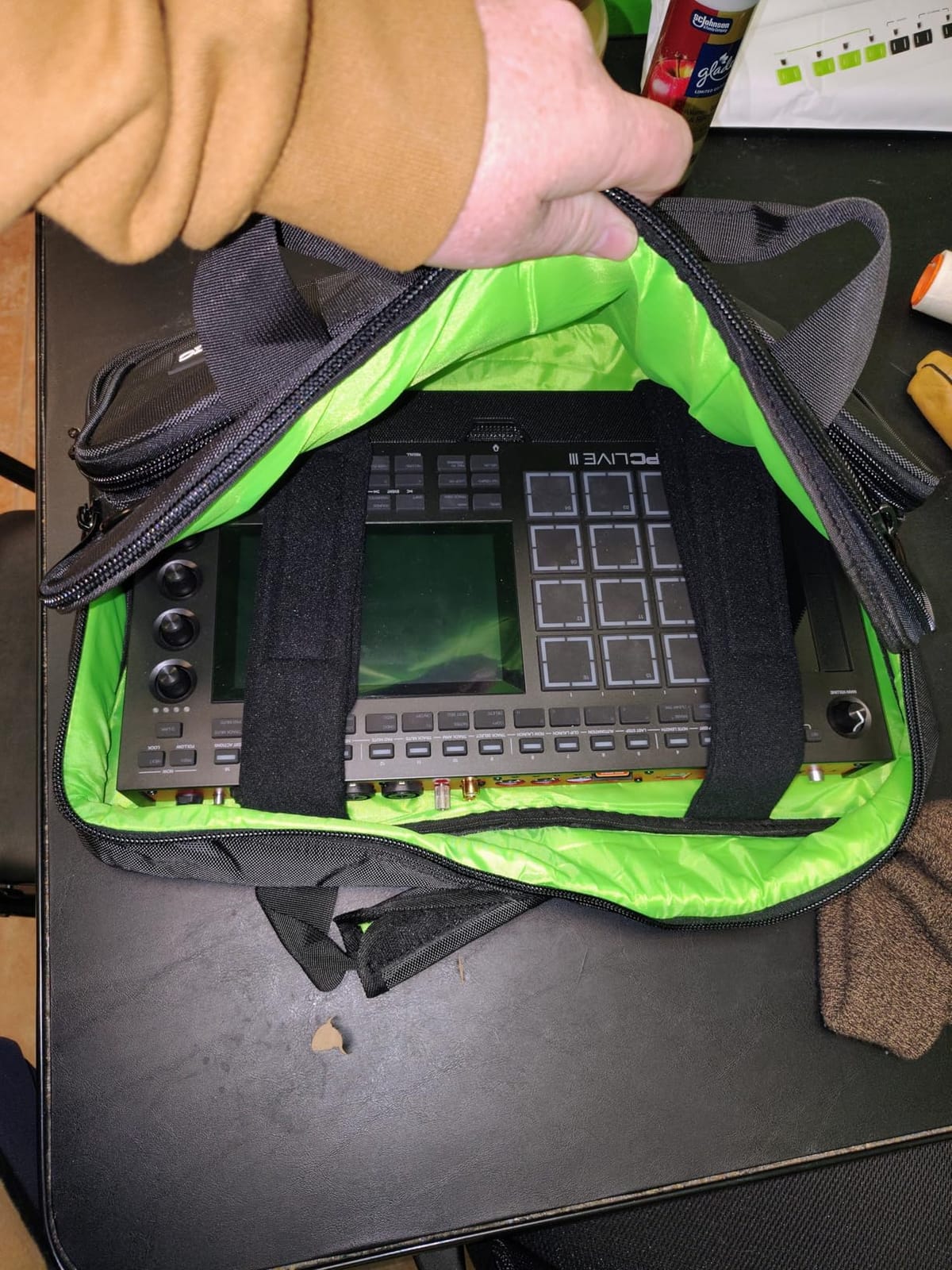 IBVIVIC DJ Controller Case Bag Fits for DDJ-FLX4, DDJ SB3/DDJ SB2, DDJ 400 customer photo 1