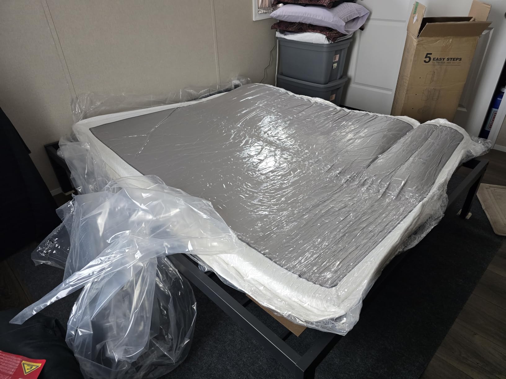 Novilla Full Mattress, 10 Inch Full Size Mattress with Gel Memory Foam customer photo 2